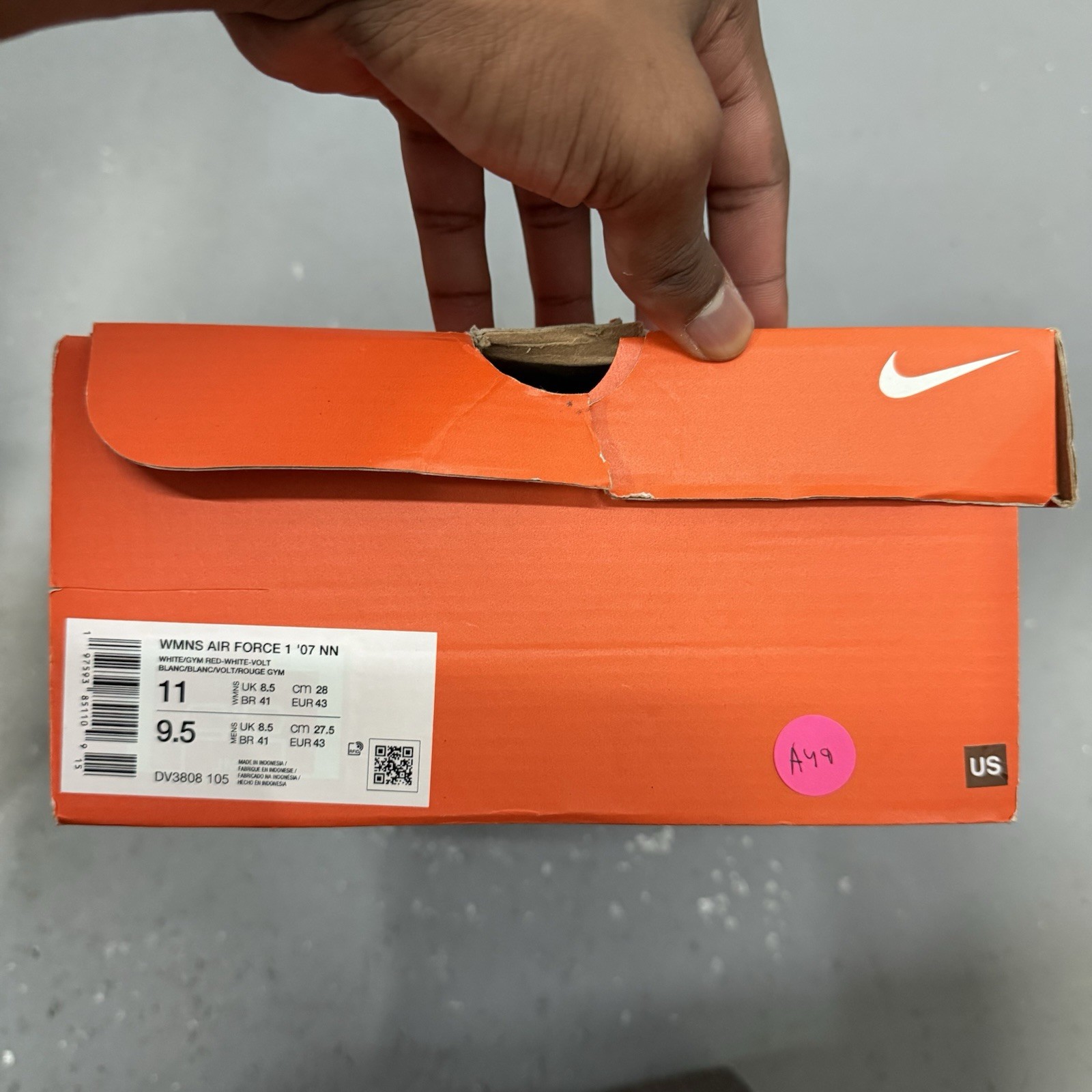Size 11W / 9.5M – Nike Air Force 1 ’07 SE Next Nature White Gym Red W