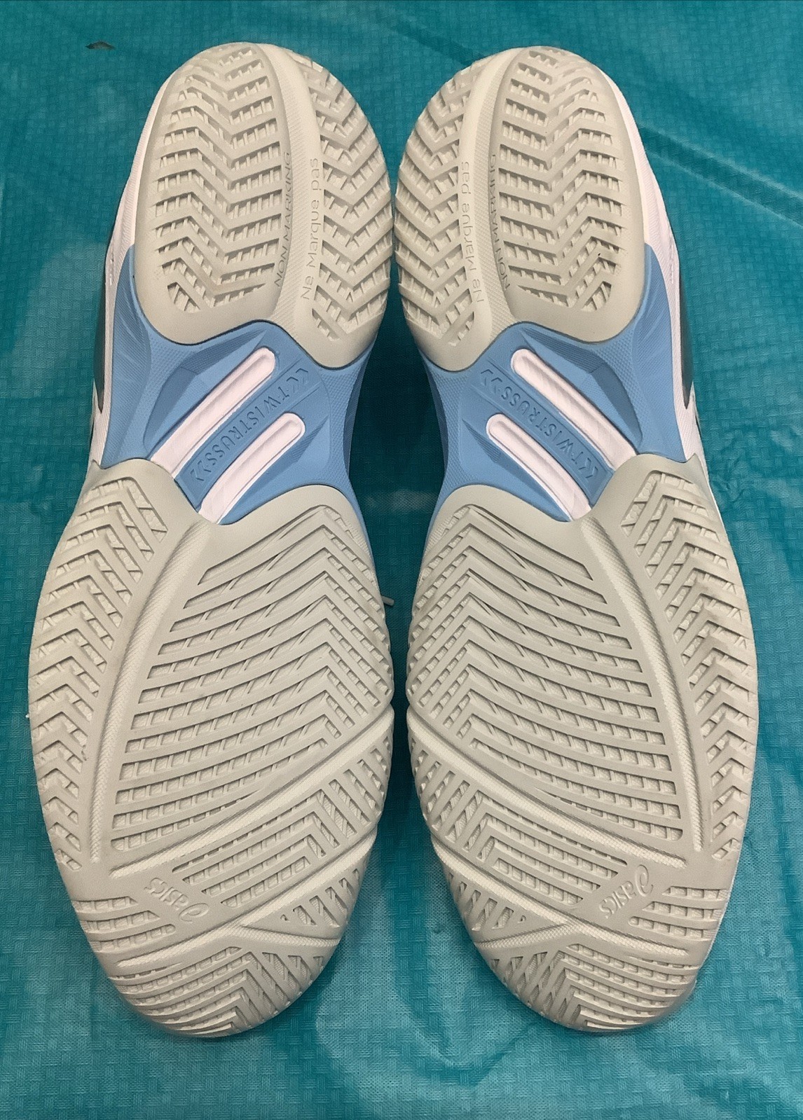 ASICS Sky Elite FF 1052A024 White Silver Volleyball Shoes Athletic Rare Men’s 14