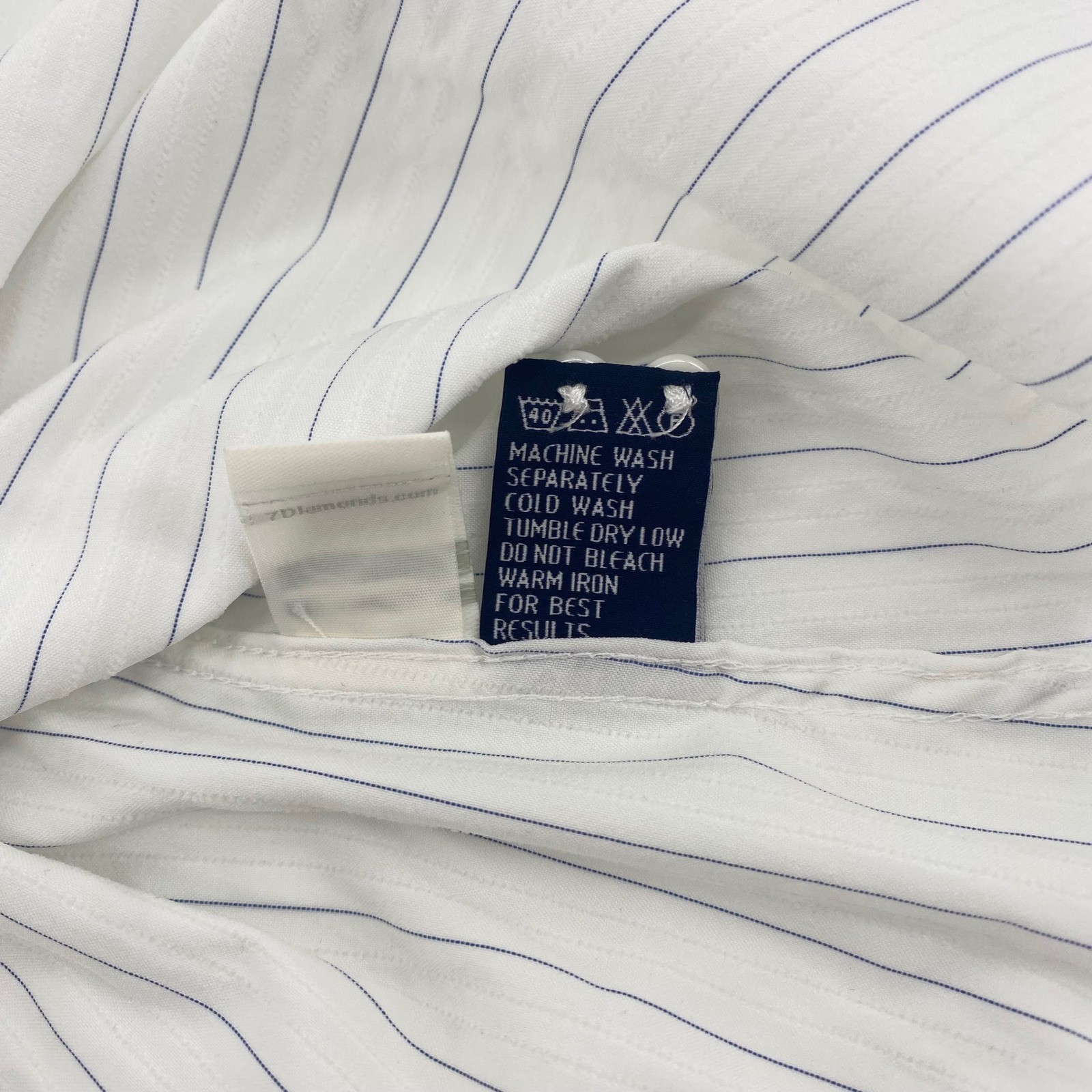 7 Diamonds Button Down Men XL White Pinstripe Big City Nights Long Sleeve