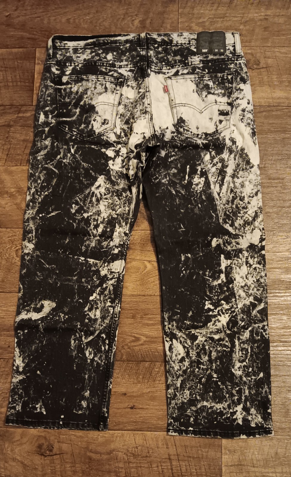 Mens Levi’s 569 Loose Straight Jeans Size 36×30 Black/White Paint Splatter