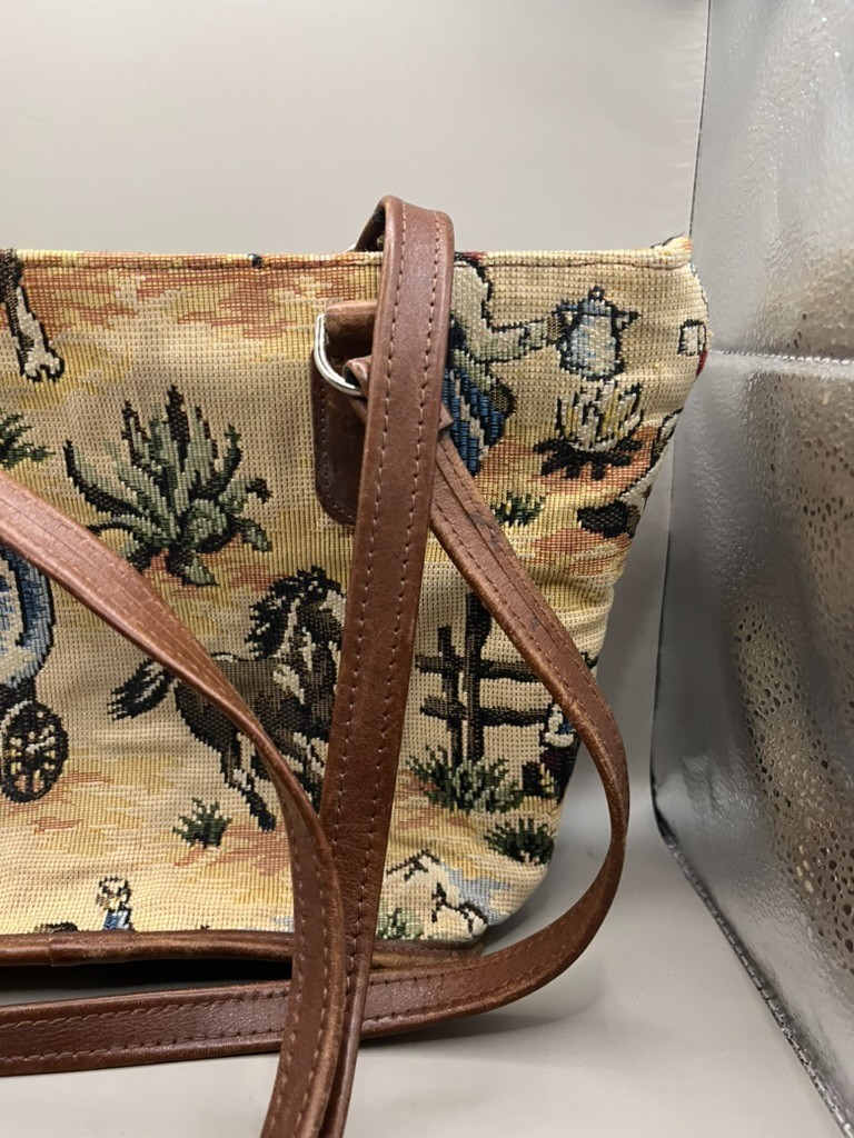 Vintage Horse Tapestry Purse Bag Staps Silver Buckle Wolf Cowboy Shoulder Bag