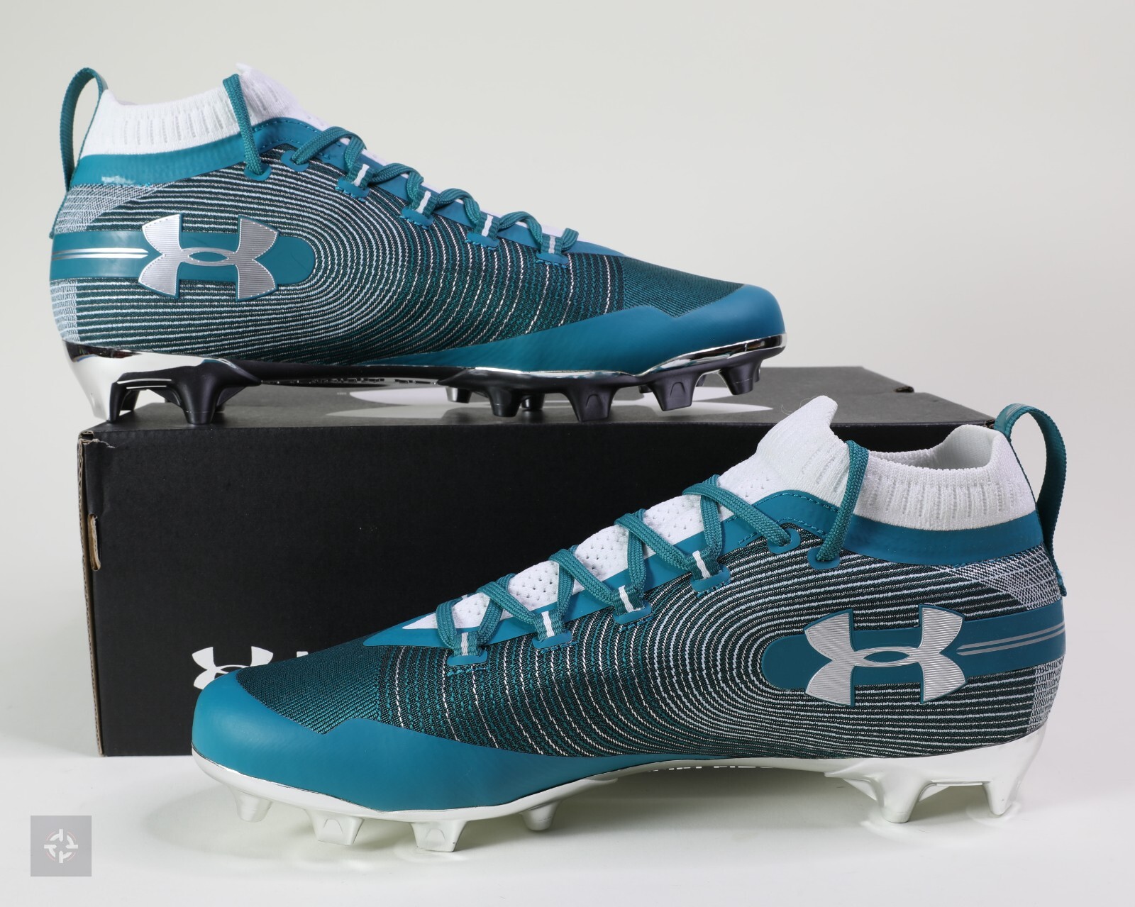 Under Armour Spotlight MC Cyan Chrome Football Cleats Mens Size 11 (3021418-303)