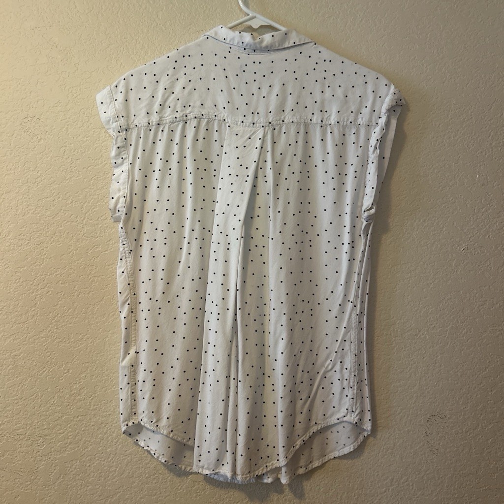 JACHS Girlfriend White/Black Polka Dot Button-Up Blouse M