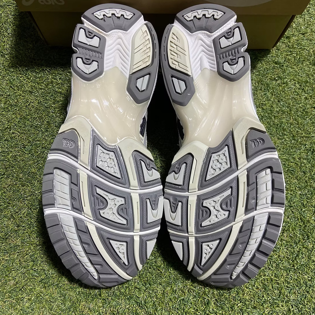 Asics Gel Kayano 14 – Obsidian Grey Cement