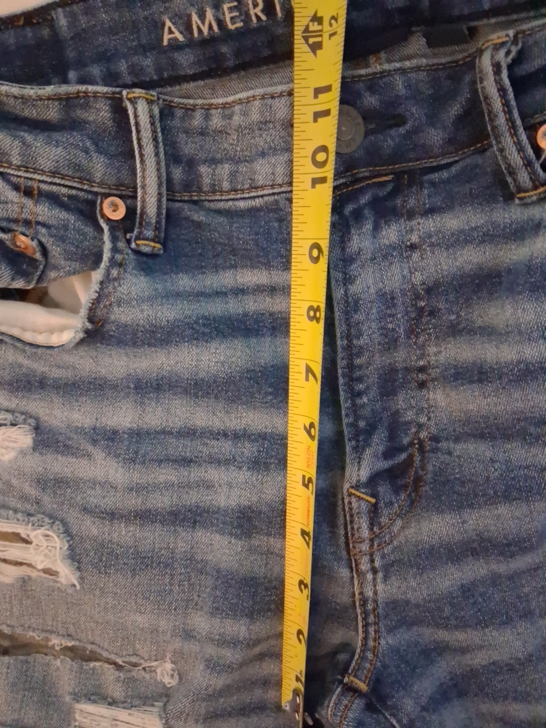 American Eagle Jeans Men’s Original Straight, Air Flex (+) Size 34/33 Destroyed