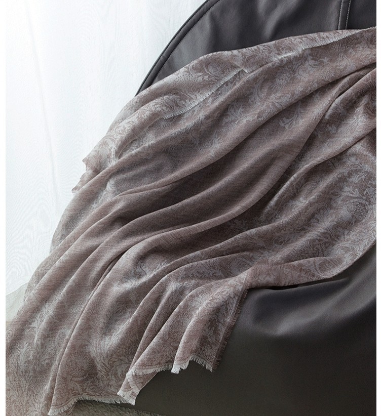 200-count Water-Soluble Wool Double-sided Cashew Jacquard 90x200cm Scarf