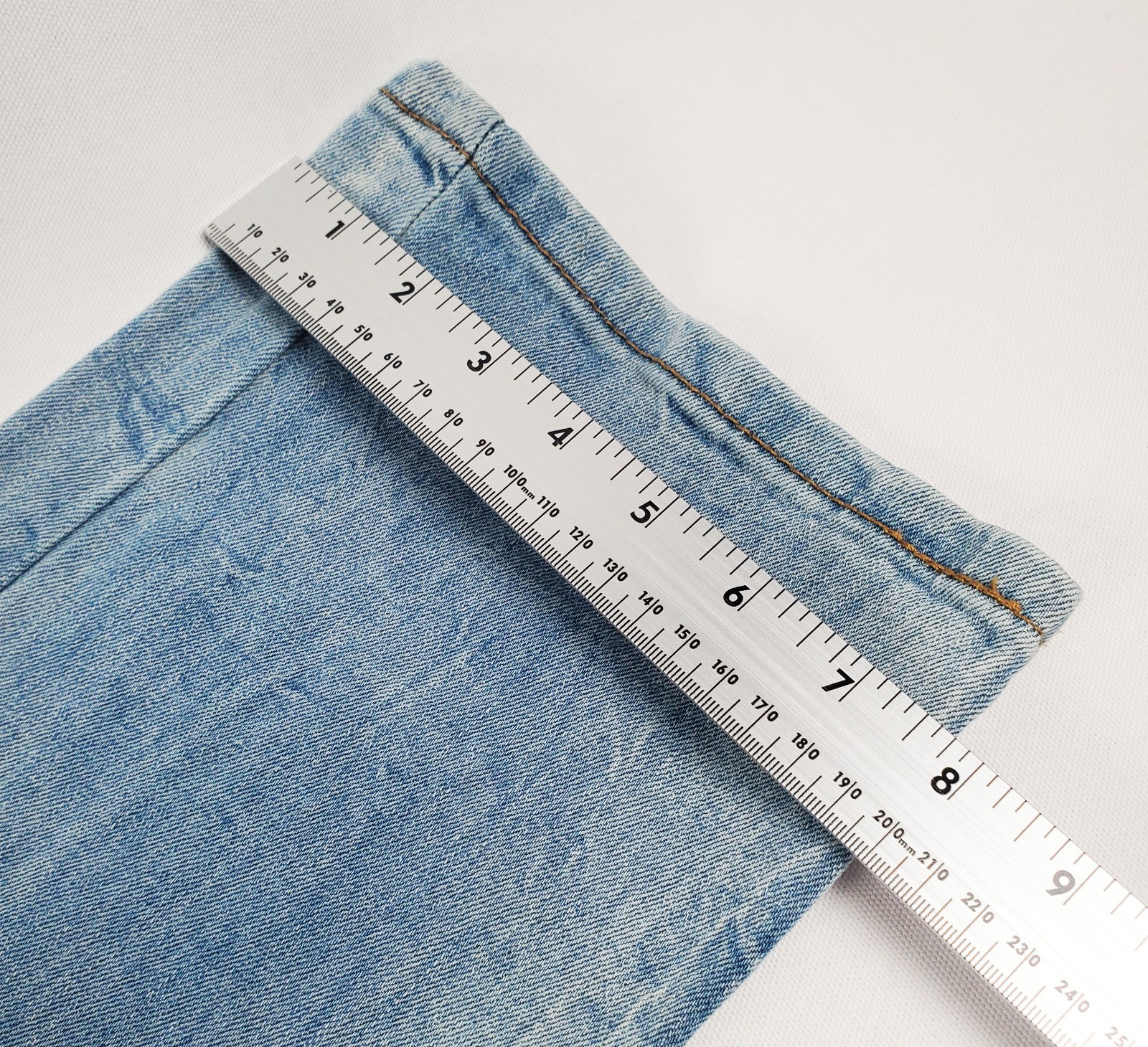 Levi’s 514 Blue Jeans, Zipper with Button Closure, Men’s 36×32