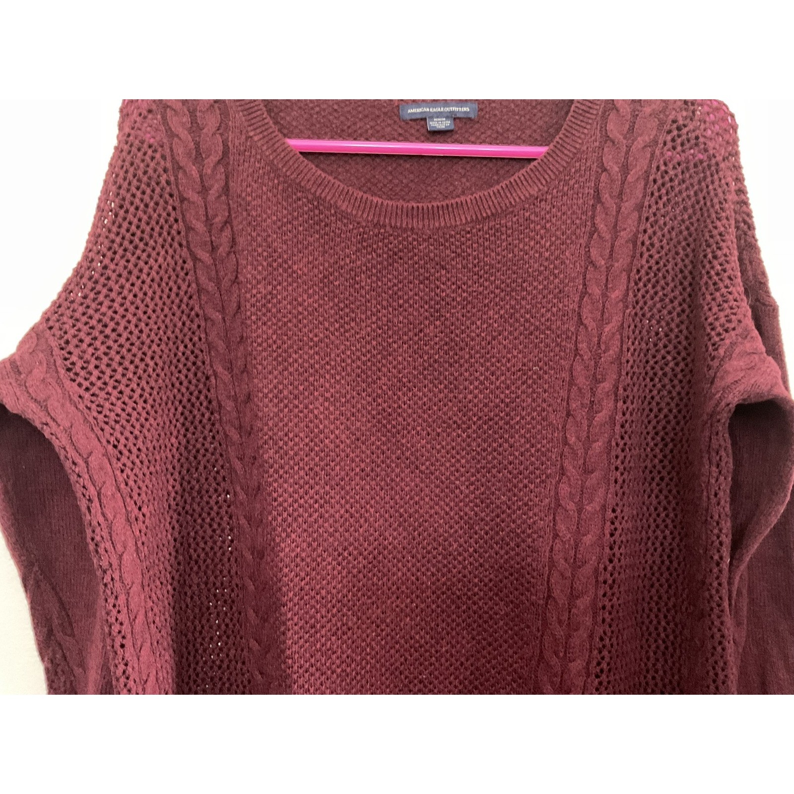 American Eagle Outfitters Sweater Medium Burgundy Cable Knit Pullover LS