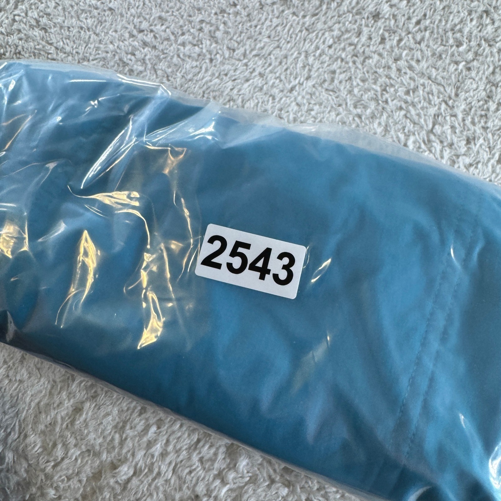 The North Face Men’s Athletic Shorts Light Blue Size XXL 2XL 7″ Inseam Length