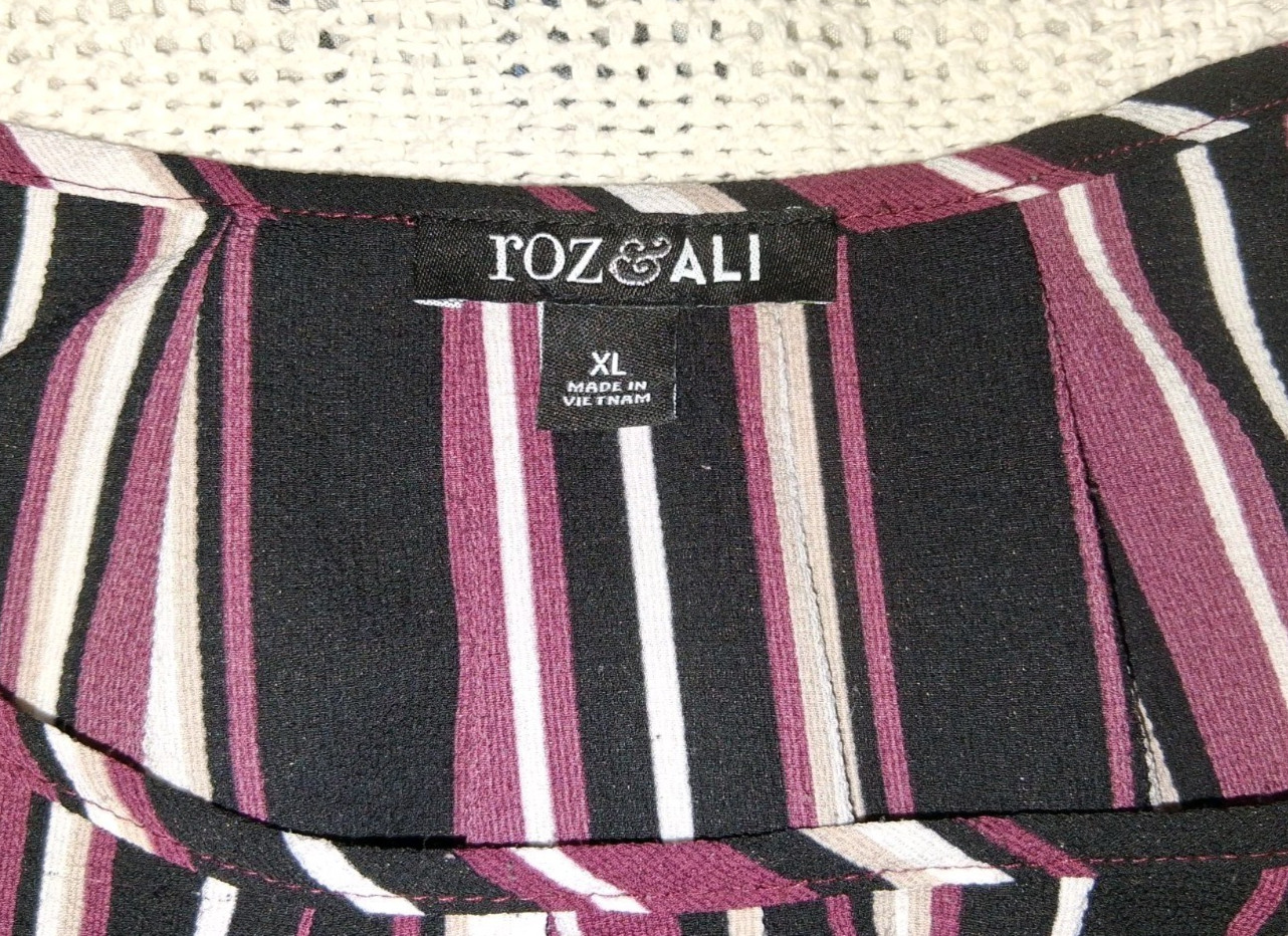 Roz & Ali Black Purple Striped Lightweight Blouse Womens XL Top Short Sleeve