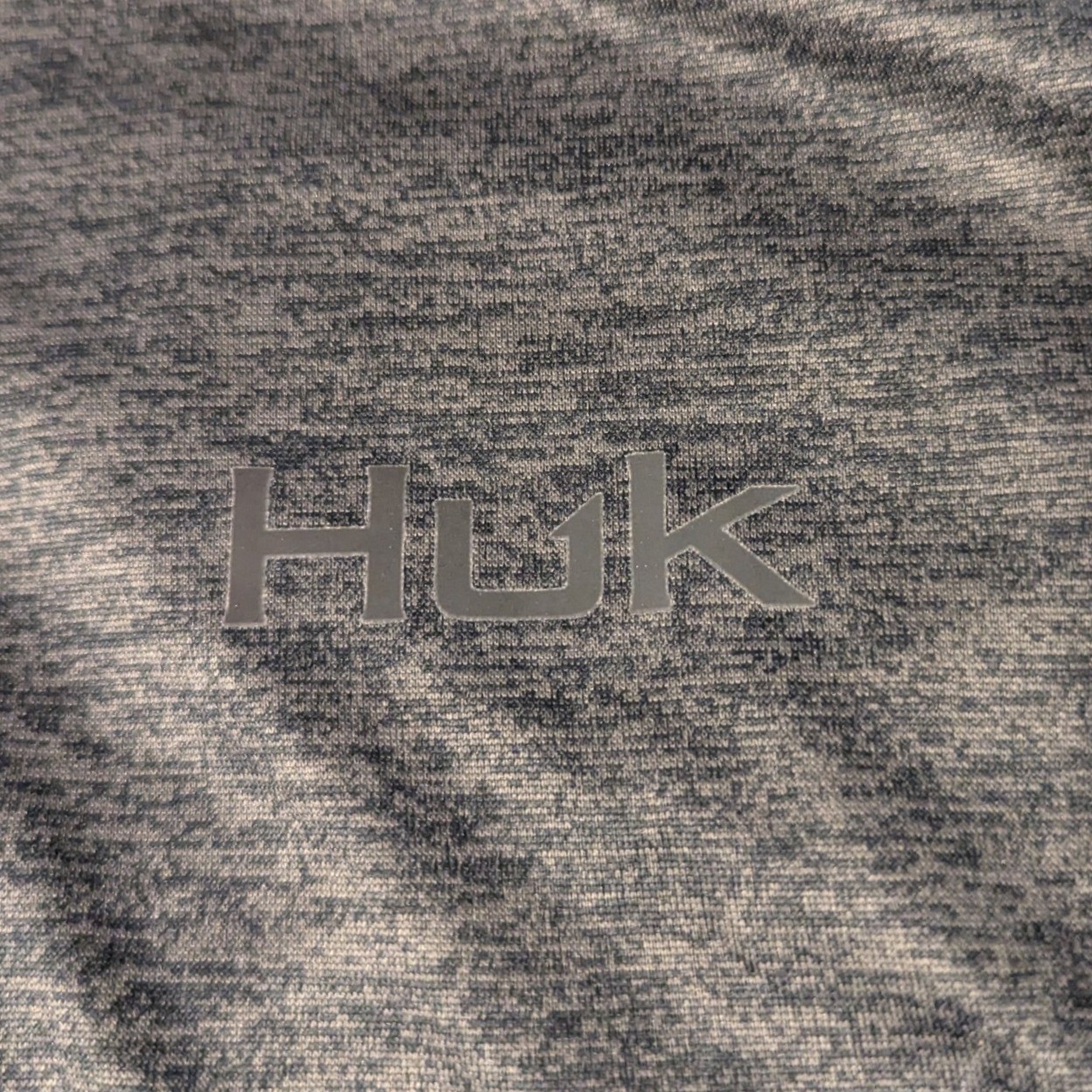 Huk Men Small Icon X Coldfront Hoodie 1/4 Zip Volcanic Ash Heather Grey Fishing
