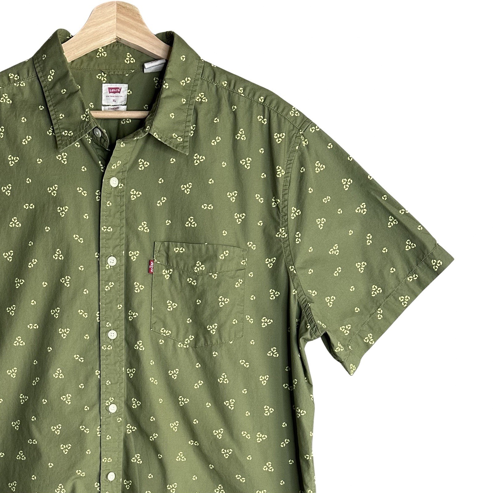 Levi’s Men’s XL Green Geometric 100% Cotton Button-Up Shirt Western