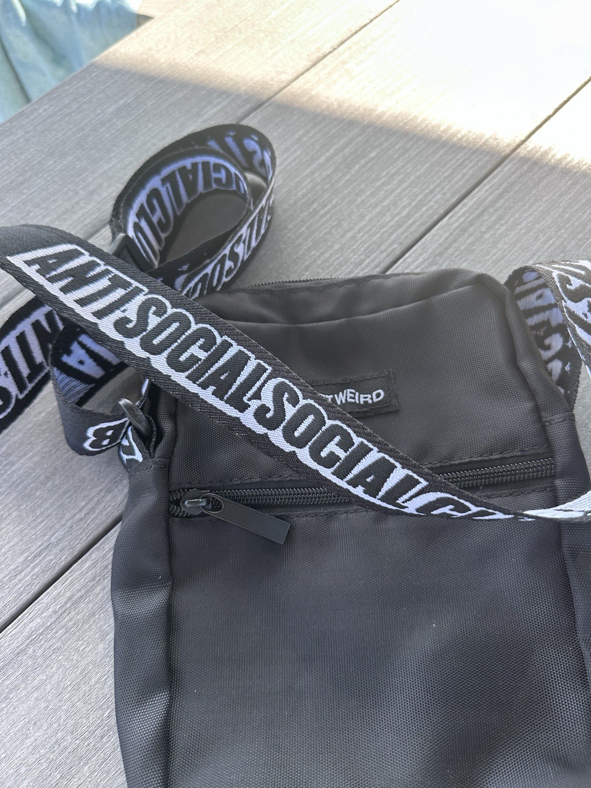 ASSC 2017 Get Weird Black Shoulder Bag Pre owned Fall/winter 2017 collection