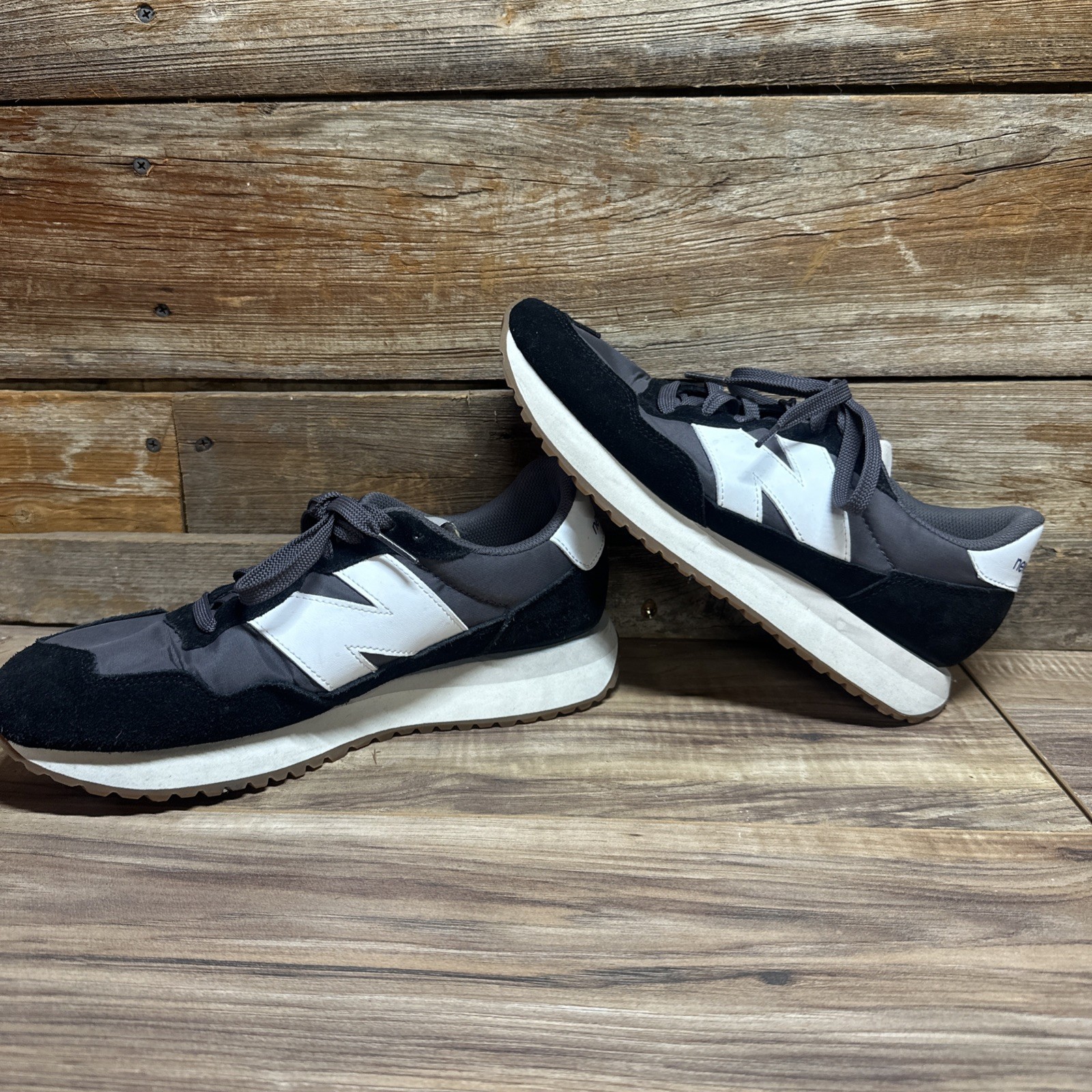 NEW BALANCE 237 Casual Sneakers Unisex Size M9.5 W11 Black Grey WS237NB