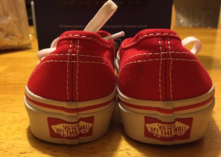 NEW VANS AUTHENTIC RED & WHITE SHOES KIDS US 1.5 UK 1 EUR 32.0 CM 19.5