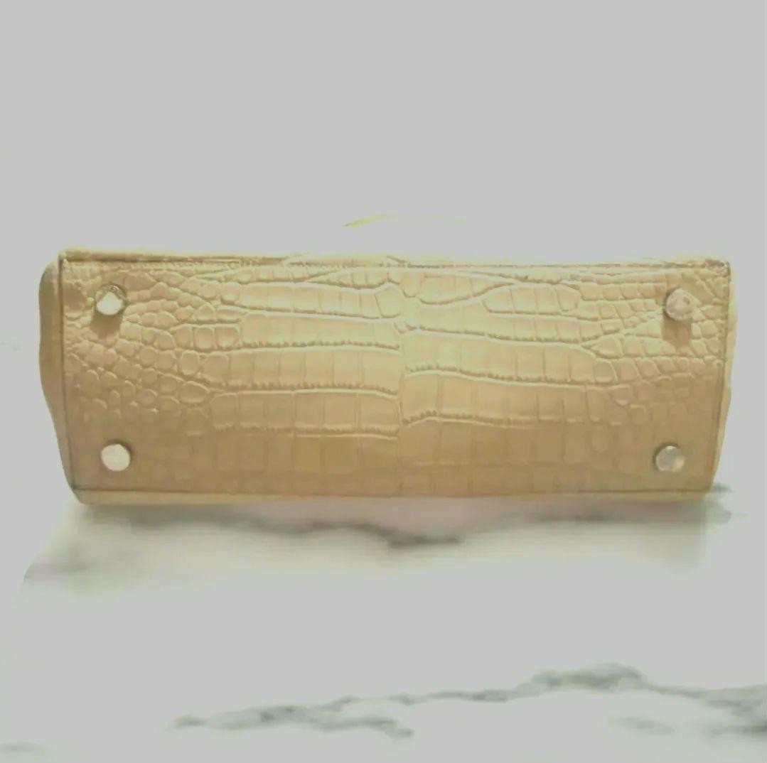 MICHAEL KORS Crocodile Embossed Handbag Large Capacity Beige