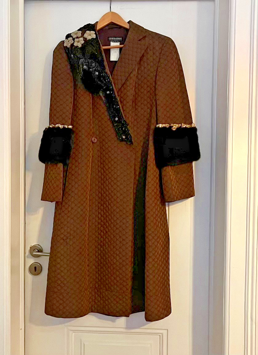 Giorgio Armani Long Coat Women’s 42 Customized with Vintage Mink Made in Italy