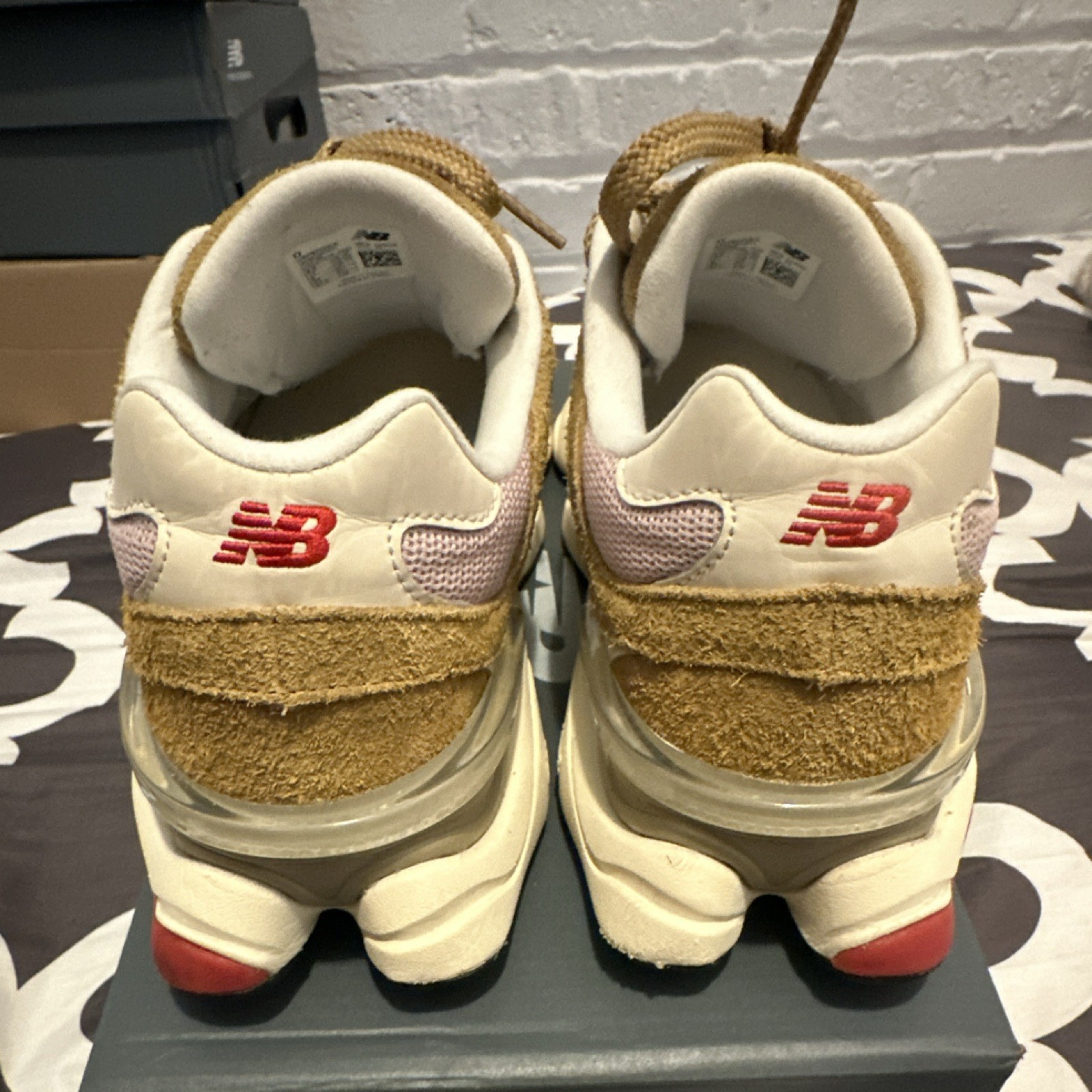 New Balance 9060 Men Low Top Lace Up Sneaker Suede Mesh Brown Red White