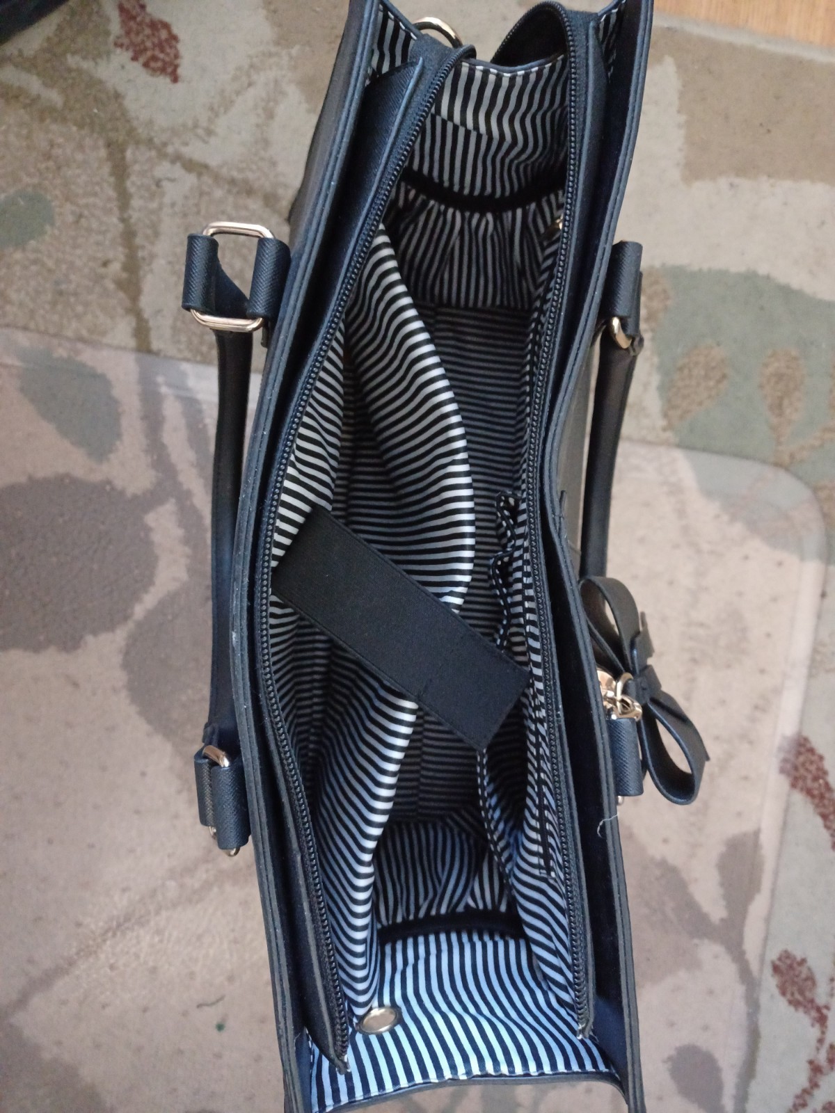 Ecosusi Black Leather Shoulder Bag With Bow Accent Ecosusi