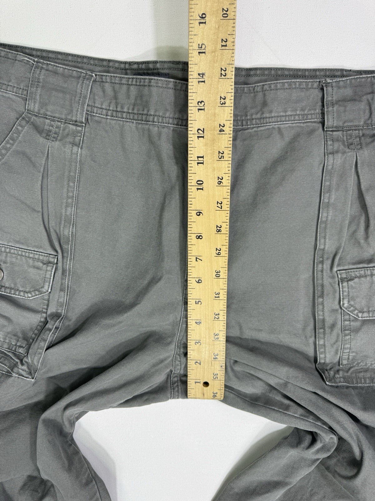 Cabela’s 7 Pocket Hiker Cargo Canvas Pants Men’s 42×30 (43×29.5) Hiking Green