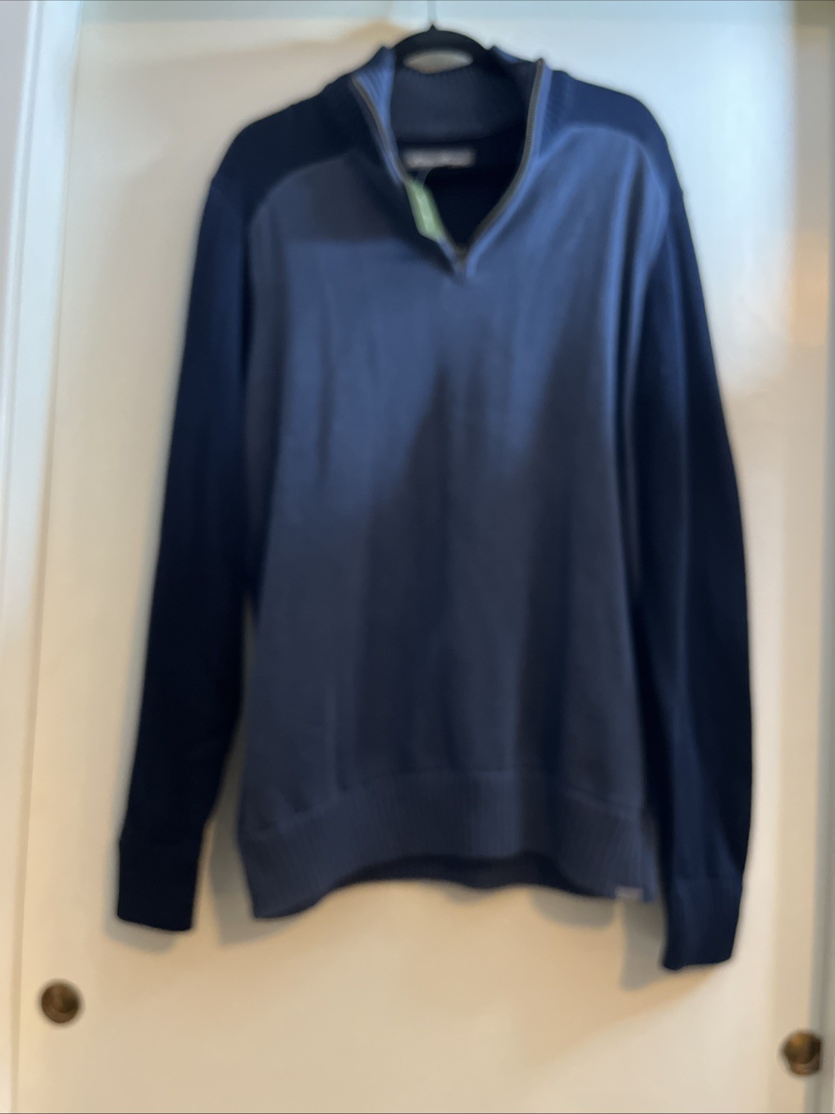 NWT Eddie Bauer Men’s Navy Blue Pullover Sweater Size Large, 100% Cotton