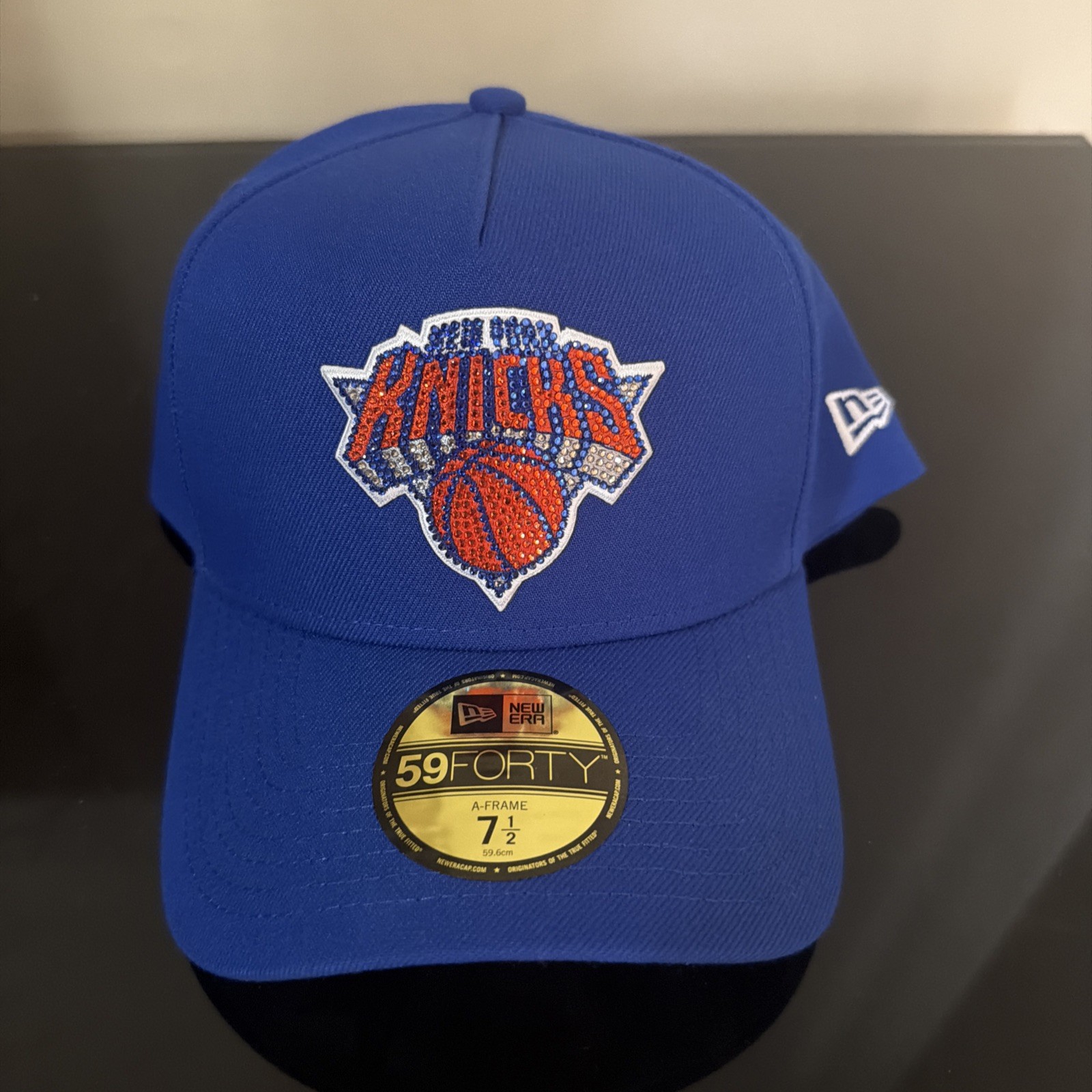 New Era NBA26 Draft New York Knicks Rhinestones Men’s Fitted Hat Blue 100% Auth