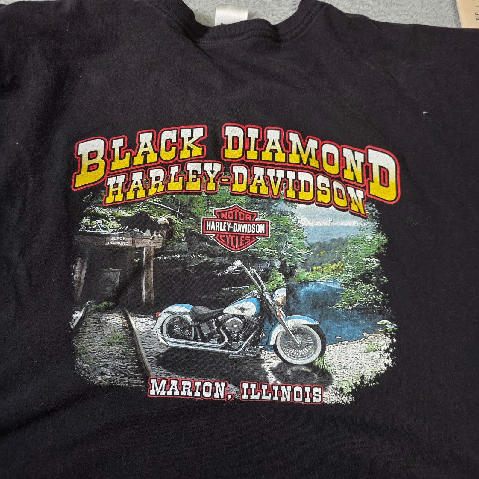 Harley-Davidson Mens 2XL T-Shirt Black Eagle Flag Black Diamond Marion IL 2014