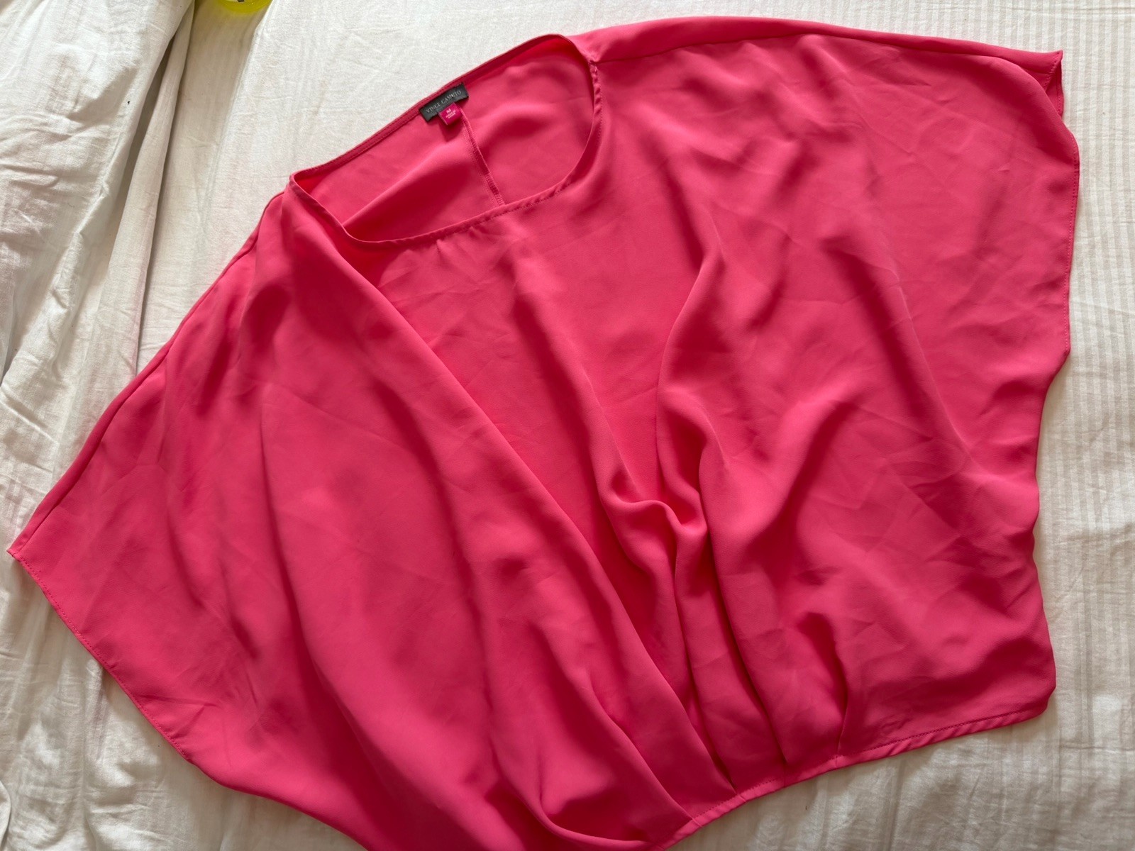 Vince Camuto Women’s Batwing Dolman Sleeve Blouse Top Pink Satin Size Medium