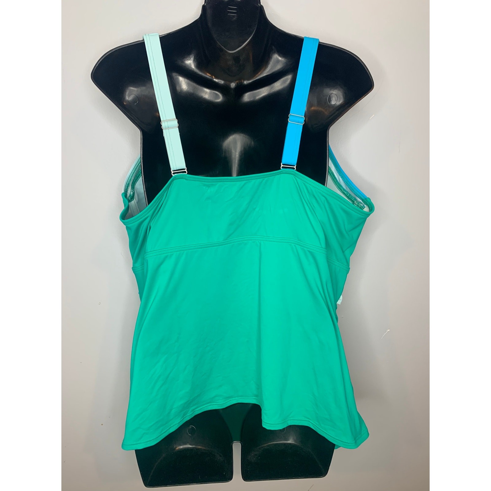 Lands’ End Tankini Top Women’s 22W Blue Green Adjustable Straps Built in cups