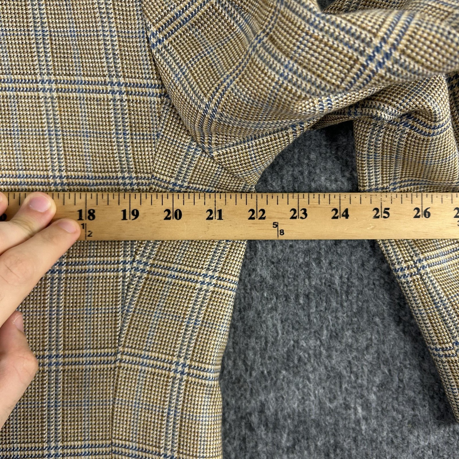 Haspel Blazer Men 40 Beige Silk Wool Plaid SportCoat Business Office Meetings