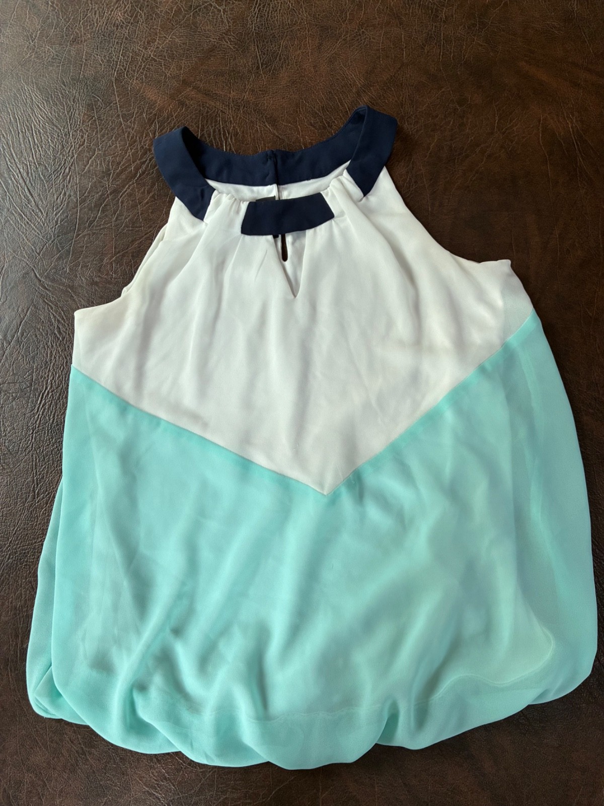 Size M. B-WEAR Halter Top White/Teal Blouson Polyester Sleeveless