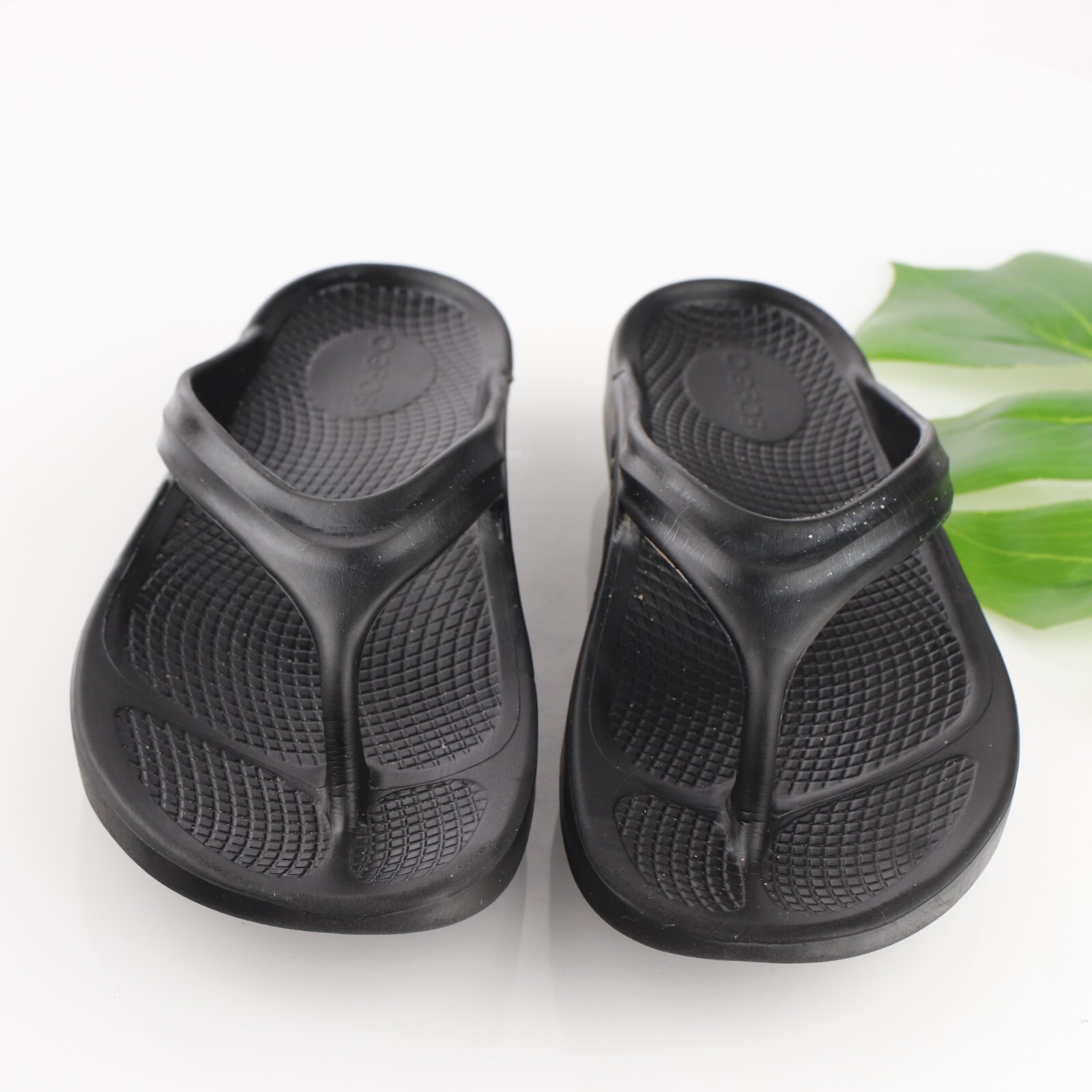 Oofos Womens OOlala Recovery Sandal Size 39 8 Black Thong Slide Casual