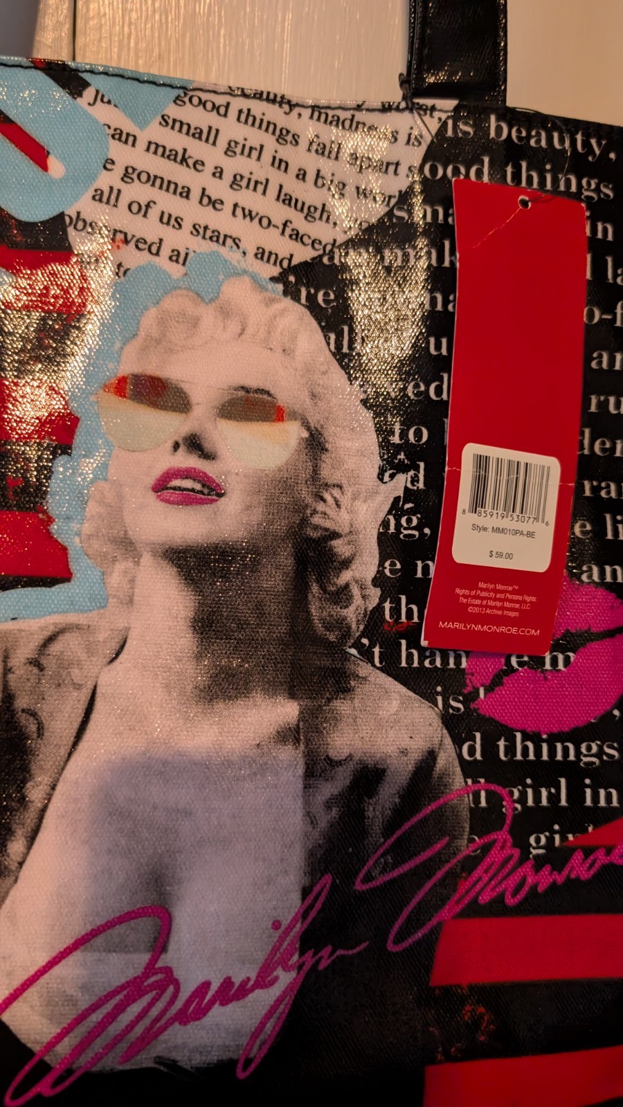 NWT Beautiful Black/Red/White/Blue Tote Bag by Estate Of Marilyn Monroe LLC 2013