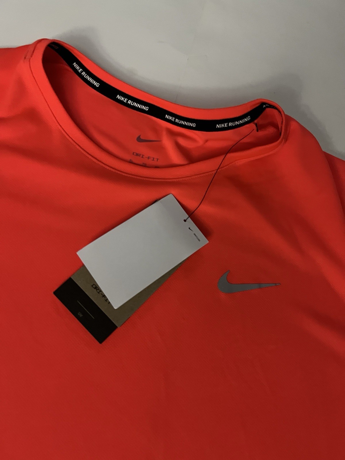 Nike Men’s Dri Fit Miler-Training Running Shirt DV9315-635 Crimson Men’s S-2XL