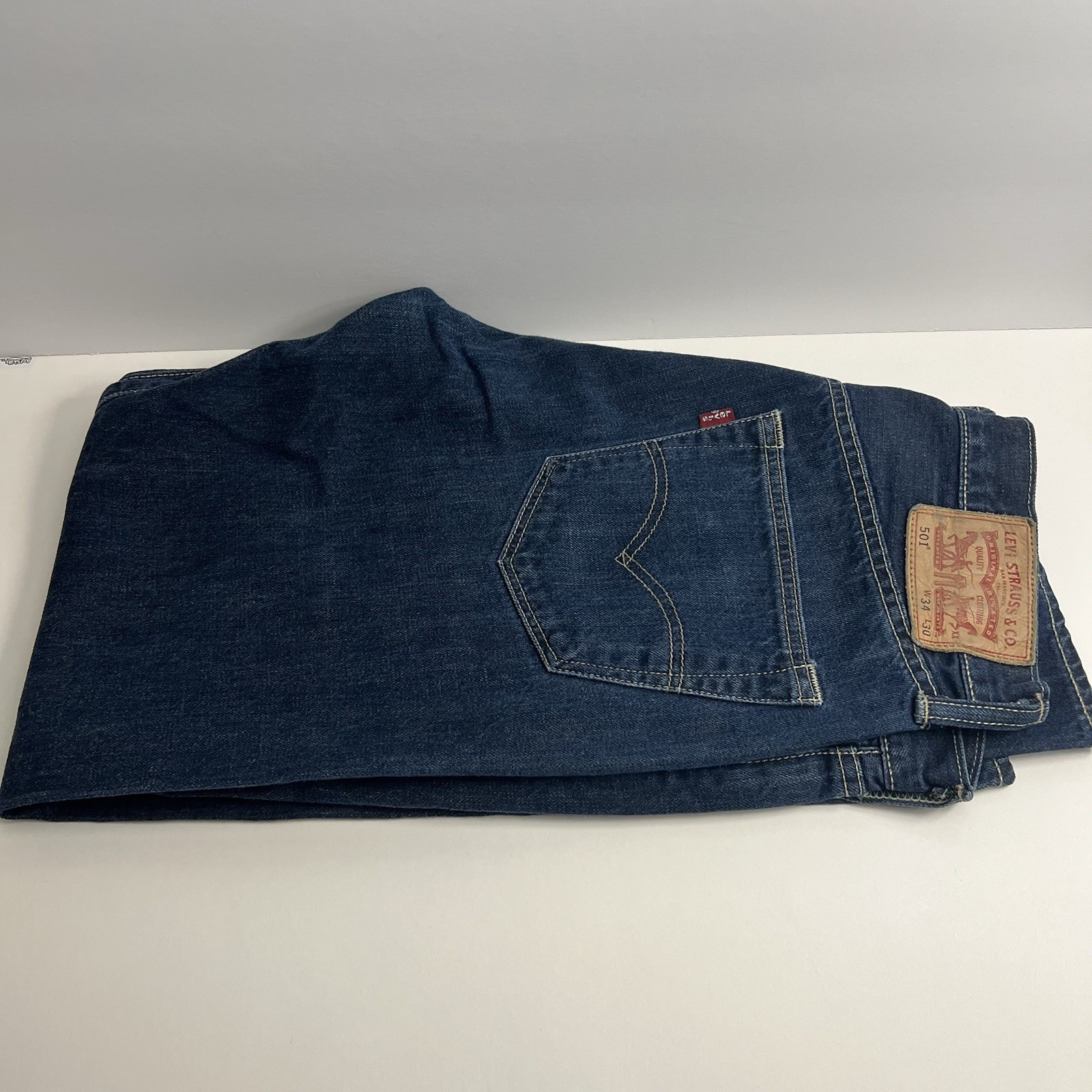 Levi’s 501 Men’s 34×30 Regular Jean Fit Dark Wash Blue Denim Button Fly