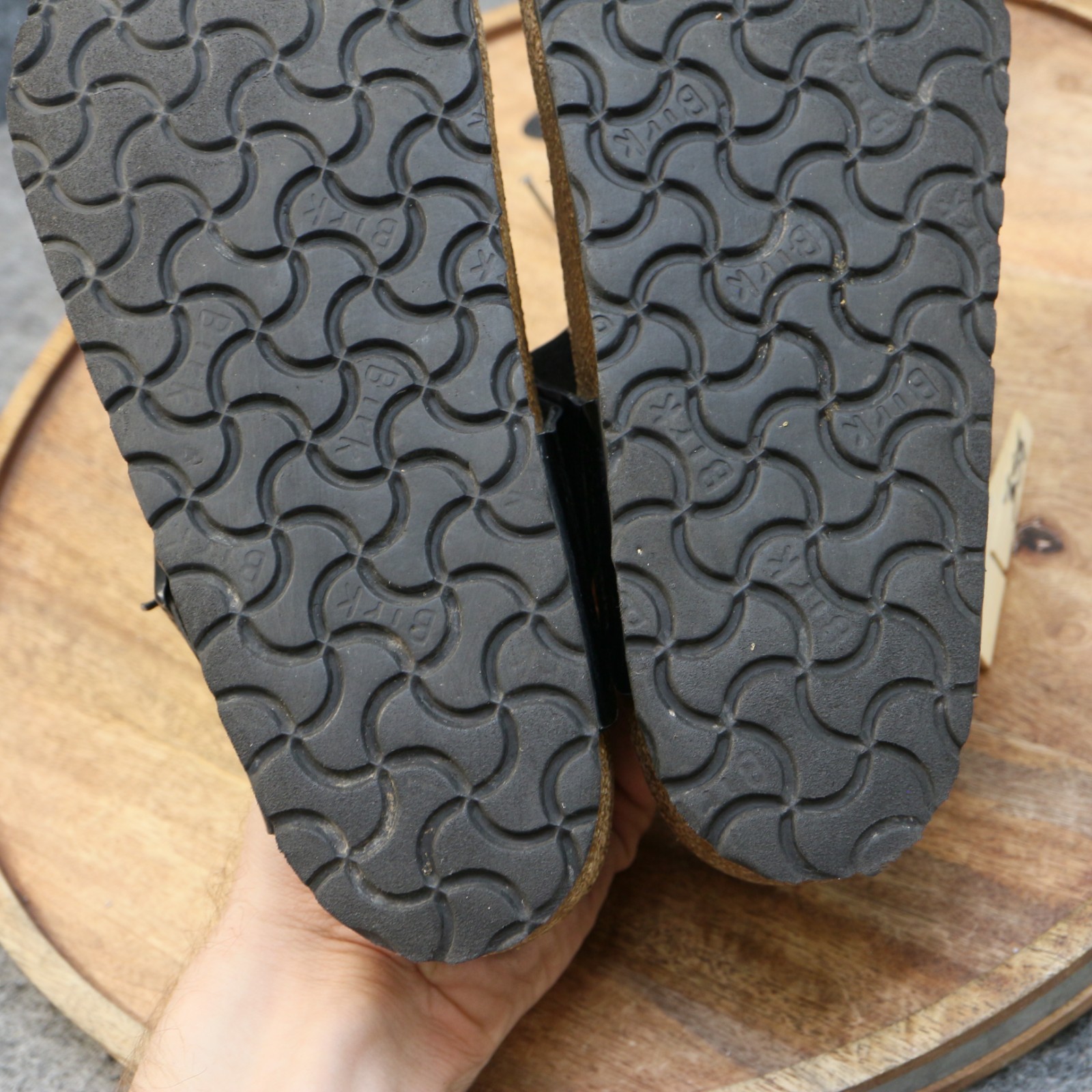 Birkenstock Womens Gizeh Black Patent Birko Flor Thong Sandals Size 38 US 7 Reg.