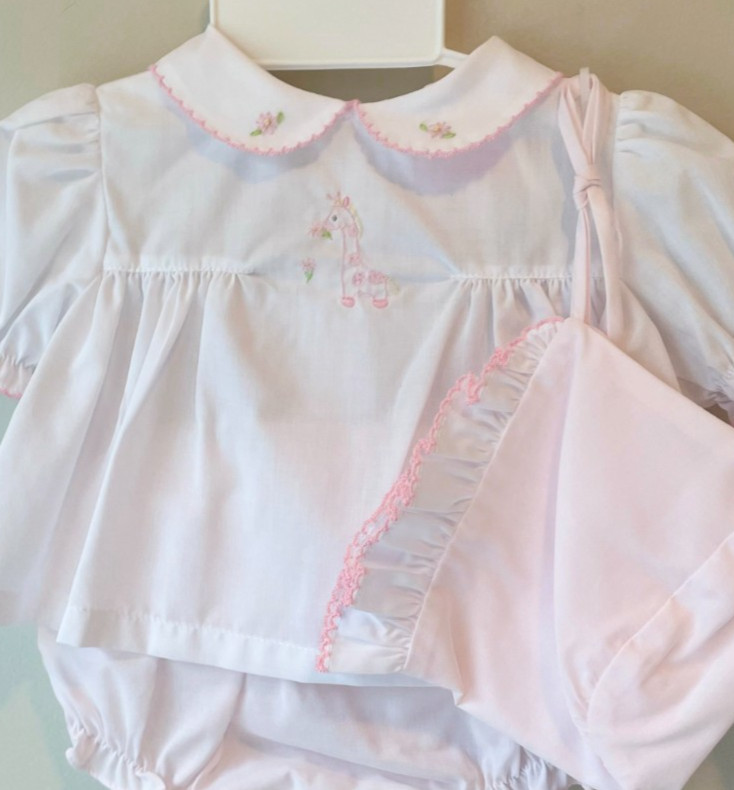 NWT Petit Ami White Pink 3p Giraffe Diaper Dress Set 3 Months Hat Baby Girls 3M