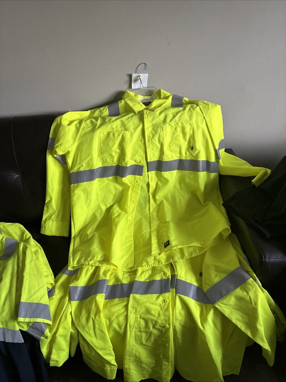 Used Work Shirts High Visibility Hi-Vis Reflective Safety Uniform Towing