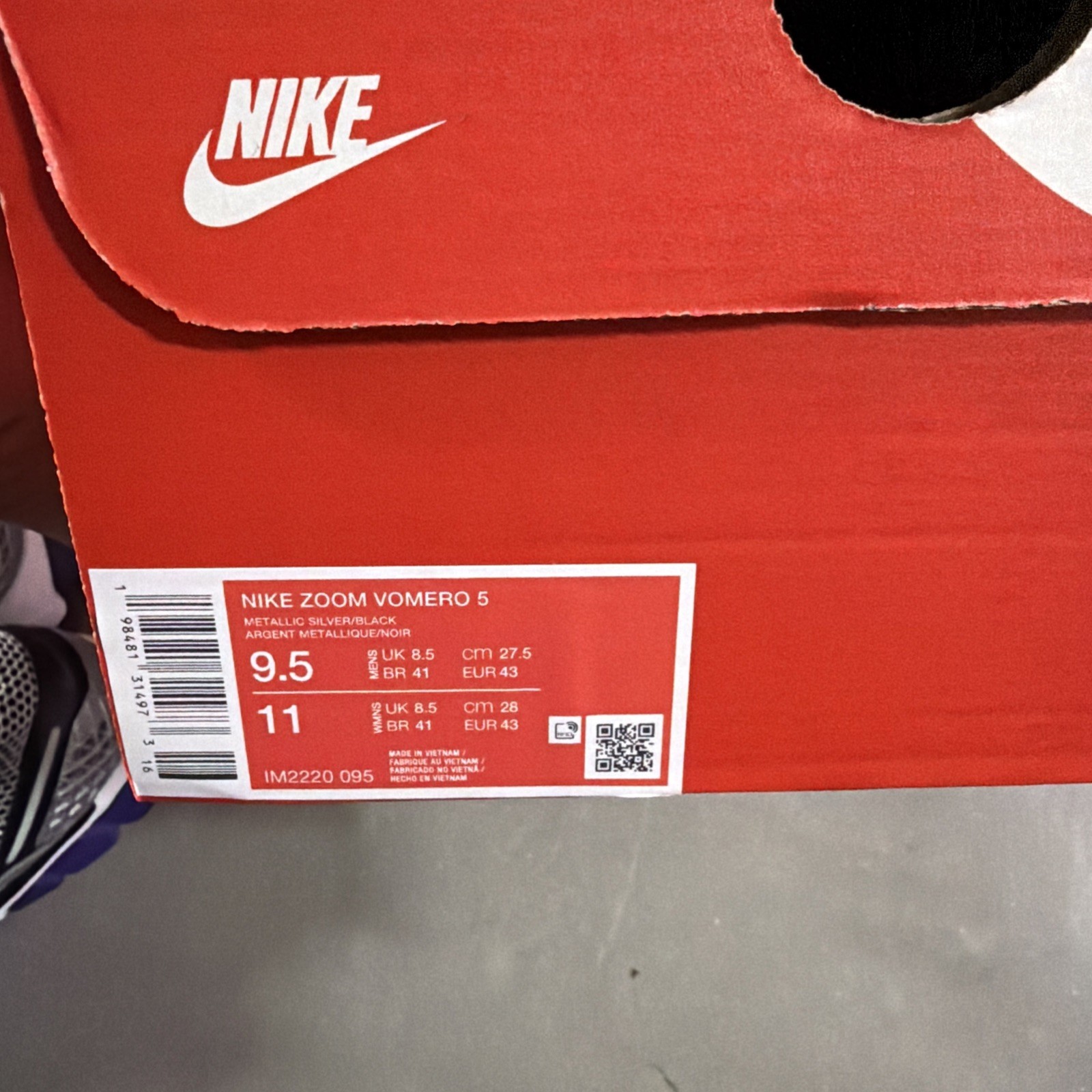 Nike Air Zoom Vomero 5 Metallic Silver Court Purple IM2220-095 Size 9.5 New