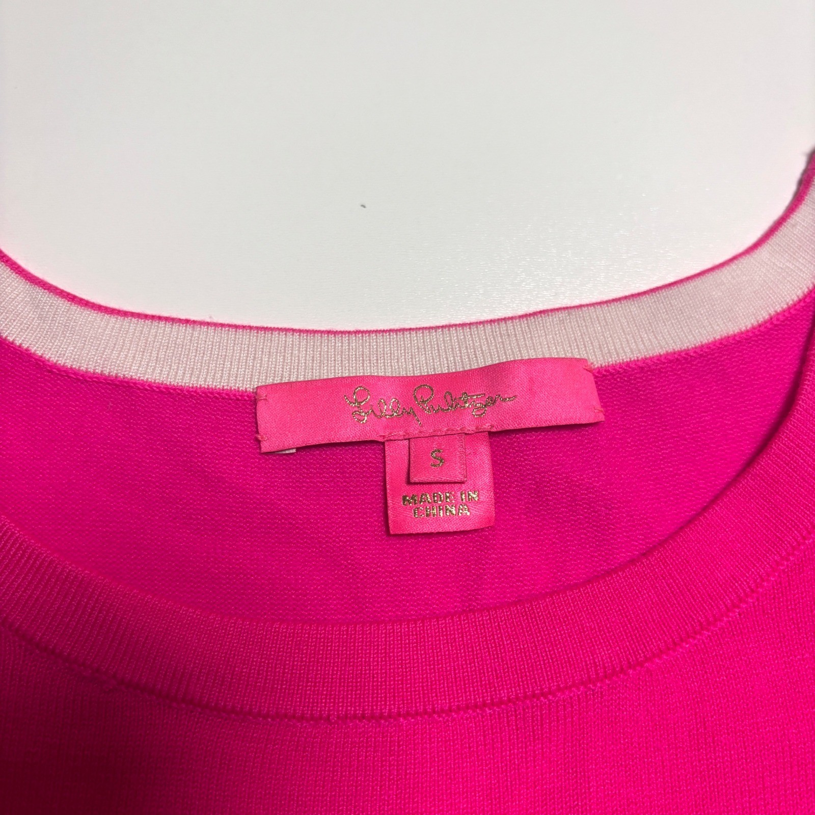 Lilly Pulitzer Callee Bell Sleeve Sweater Woman’s Small Hot Pink Preppy