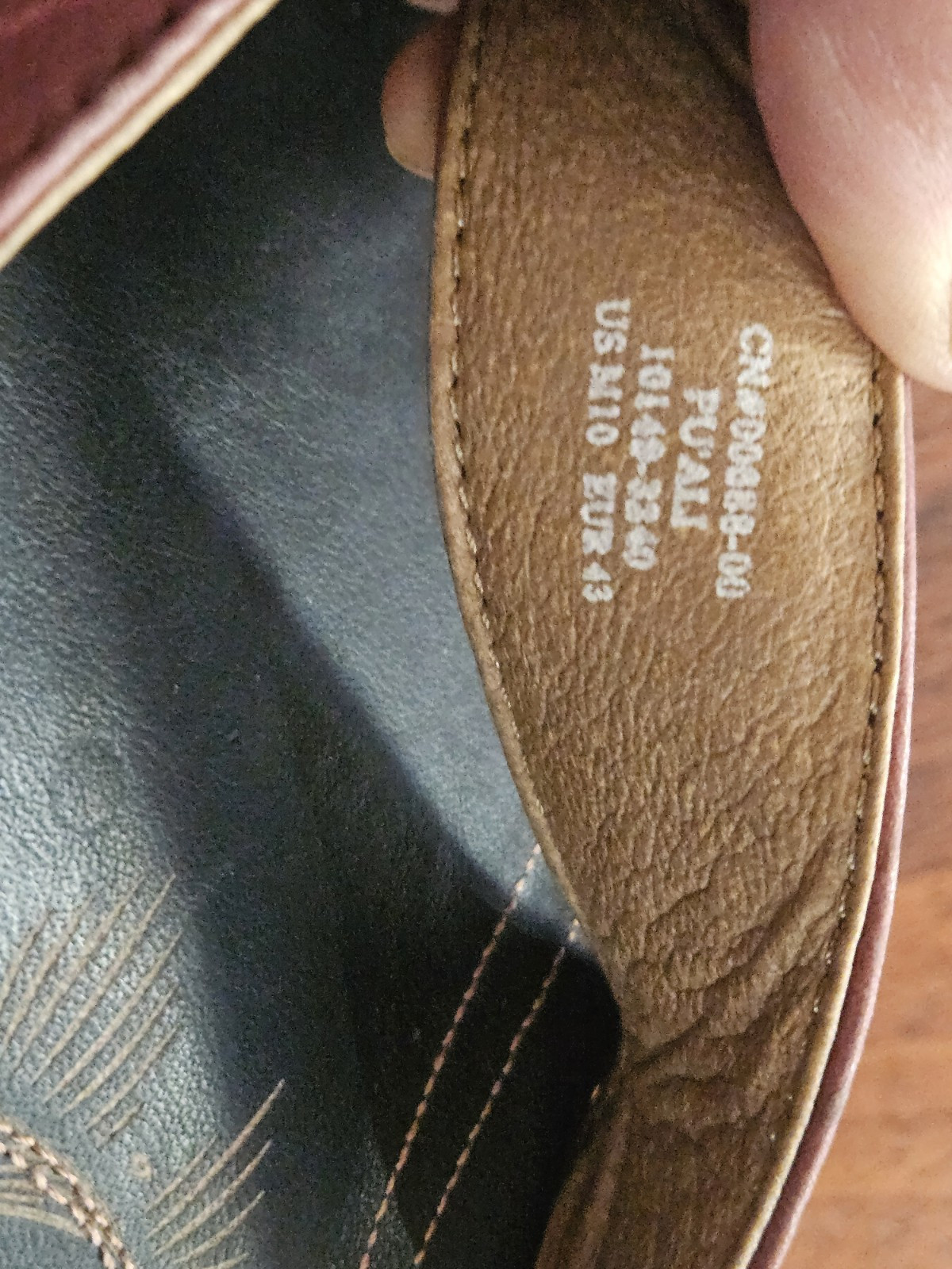OluKai PU’ALI Warrior Inspired Leather Sandals Thongs Womens Sz 10 Spring 2012