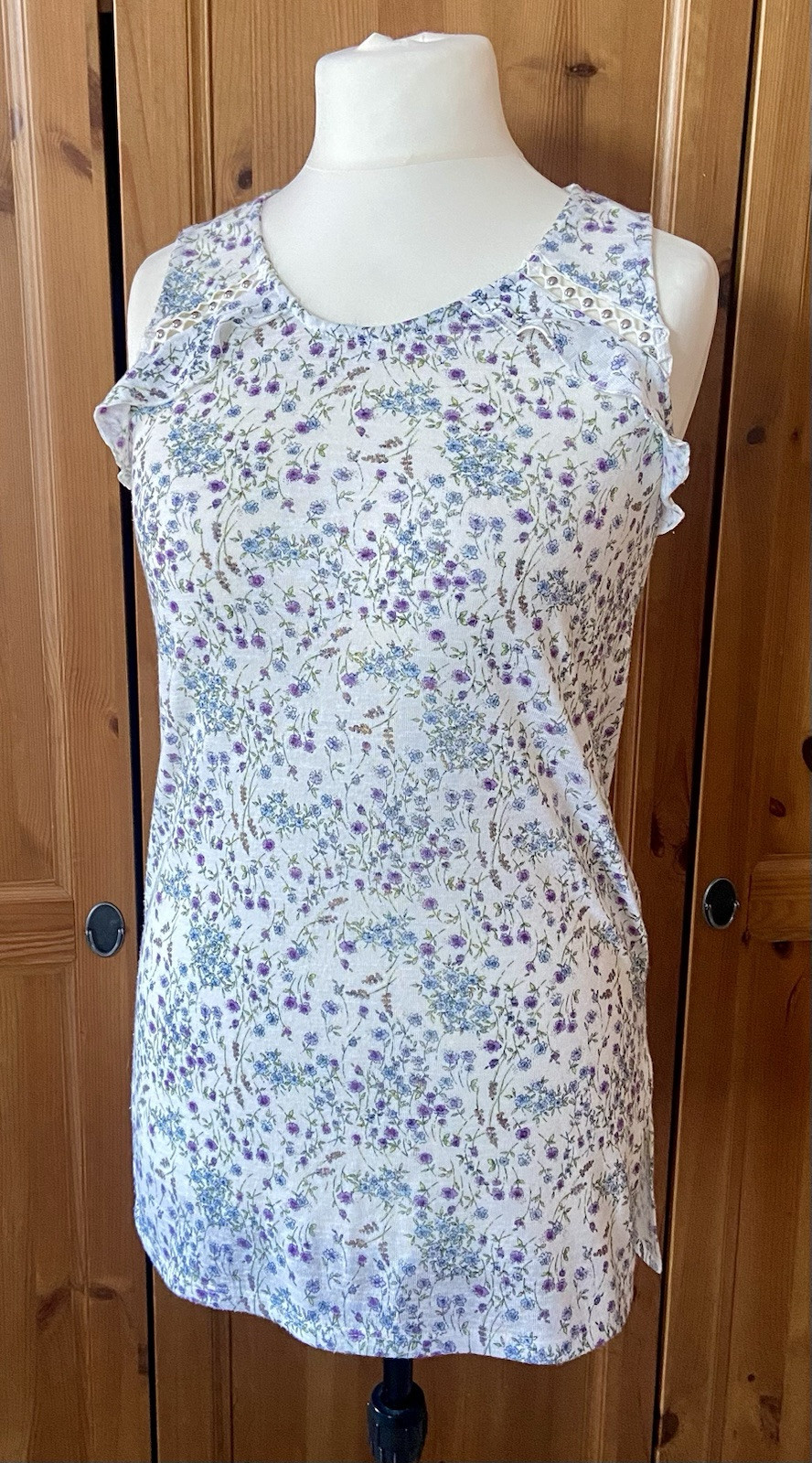 Next White Floral Vest Top | Longline Sleeveless Tunic | Cottagecore | Size 8