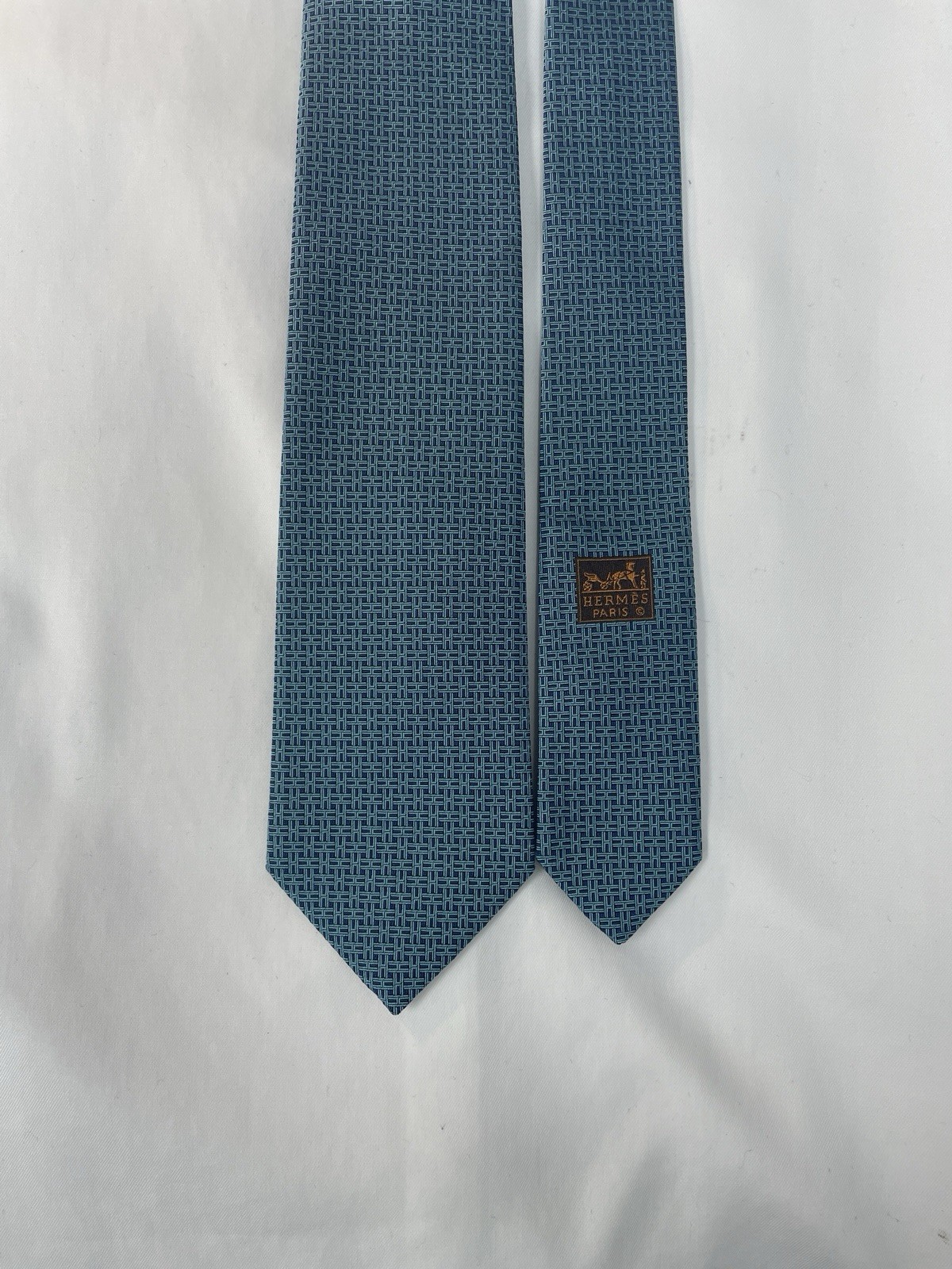 Hermes 100% Silk Men’s Tie Green “Pinces H” 339423T 7cm Width