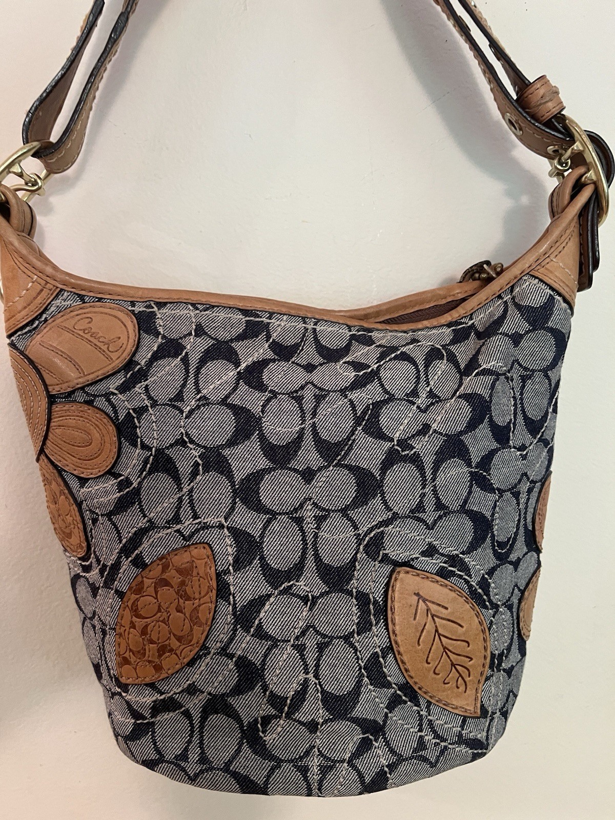 COACH Bleecker 11781 Denim Jacquard Floral Appliqué Hobo Vachetta Lthr Good Cond