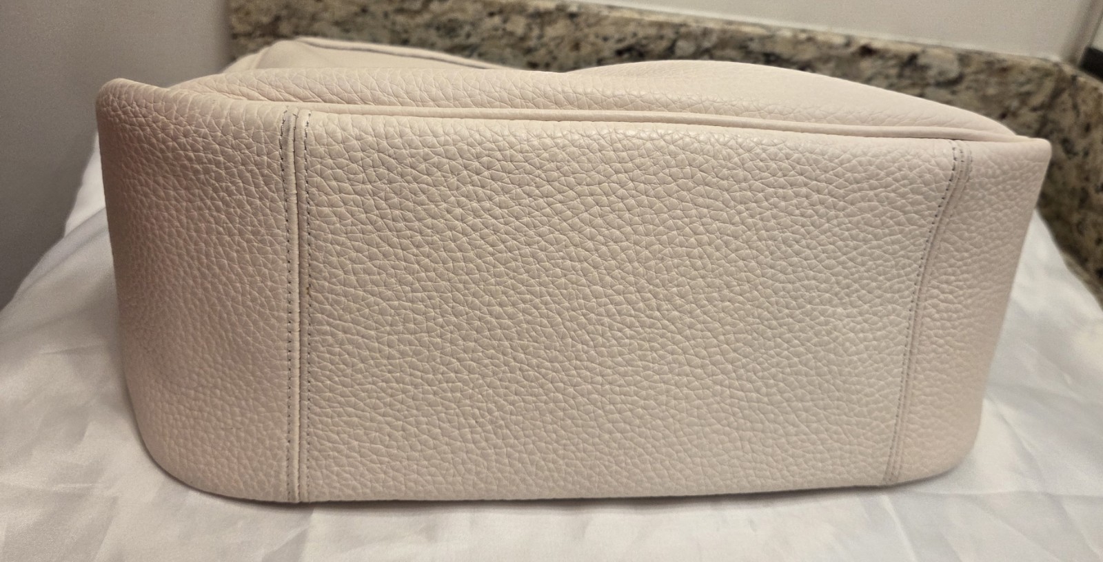 COACH Soft Pebble Leather Cary Shoulder Bad CC435