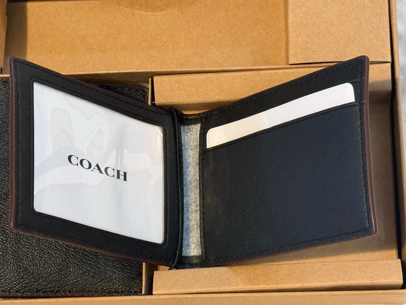 COACH Logo NY MEN’S 3 IN 1 WALLET BOXED GIFT SET IN SIGNATURE CANVAS
