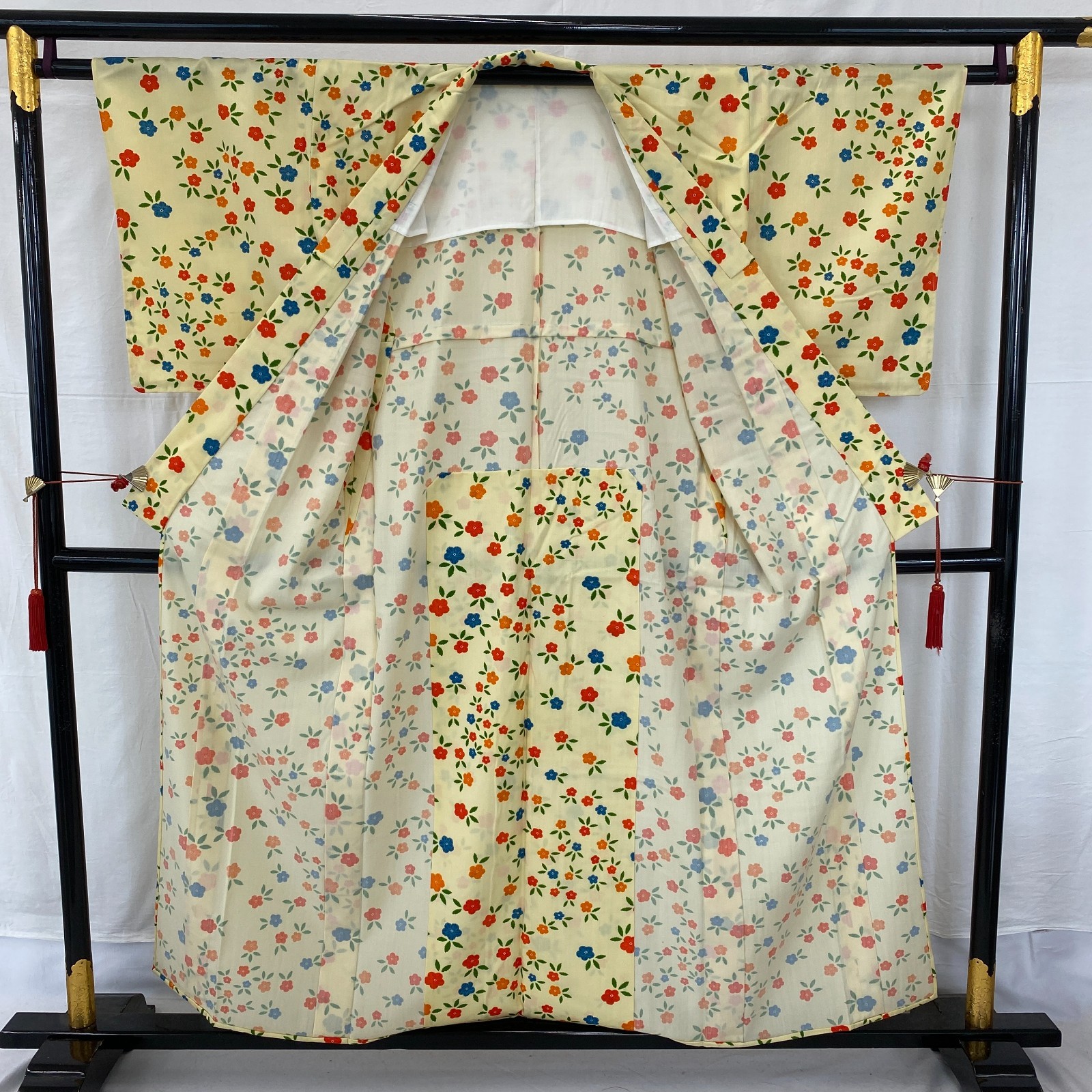 Japanese Vintage Kimono Polyester yellow No Lining Komon Traditional Length 60in