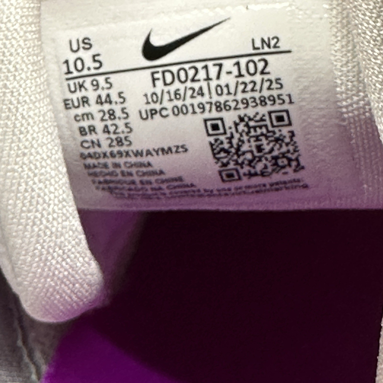 Nike Air Zoom Infinity Tour Next 2% Size 10.5 Mens White Vivid Purple Golf Shoes