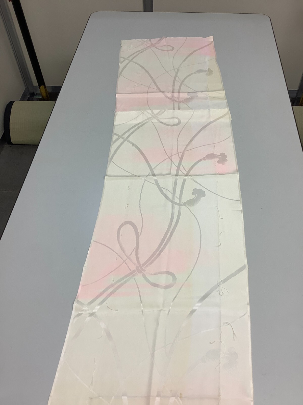 Japanese Vintage Kimono Fabric cloth Boro pink Tradition ivy Dirt 55.5×13.7in