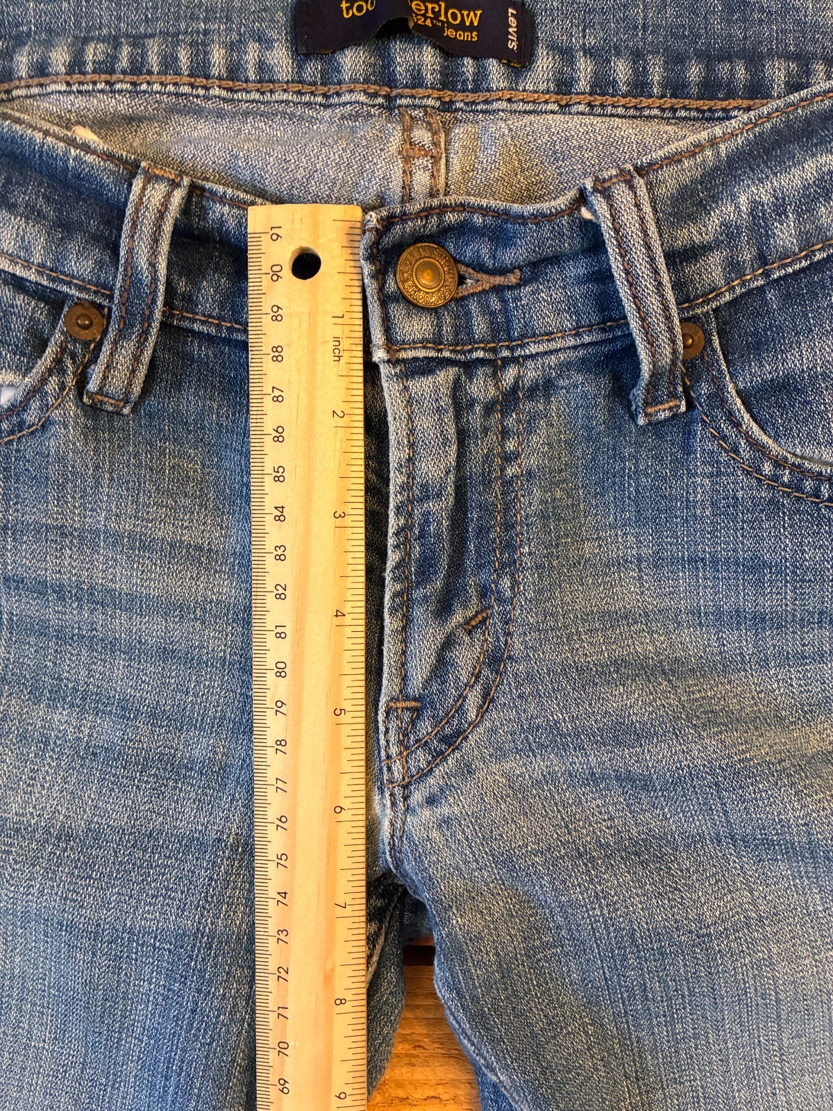 Levi’s 524 Too Superlow Black Bat Wing Low Rise Bootcut Flare Denim Jeans 31×29